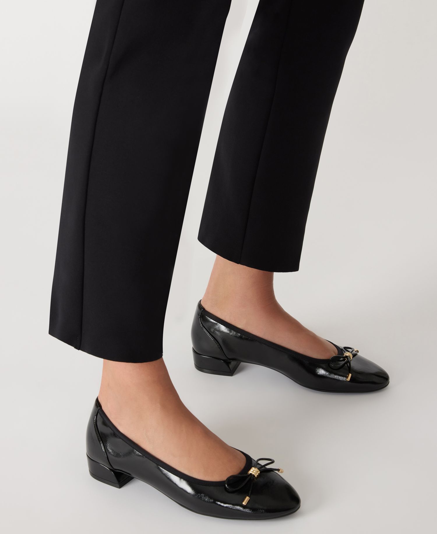 Women's Divine Slip-On Dress Pumps