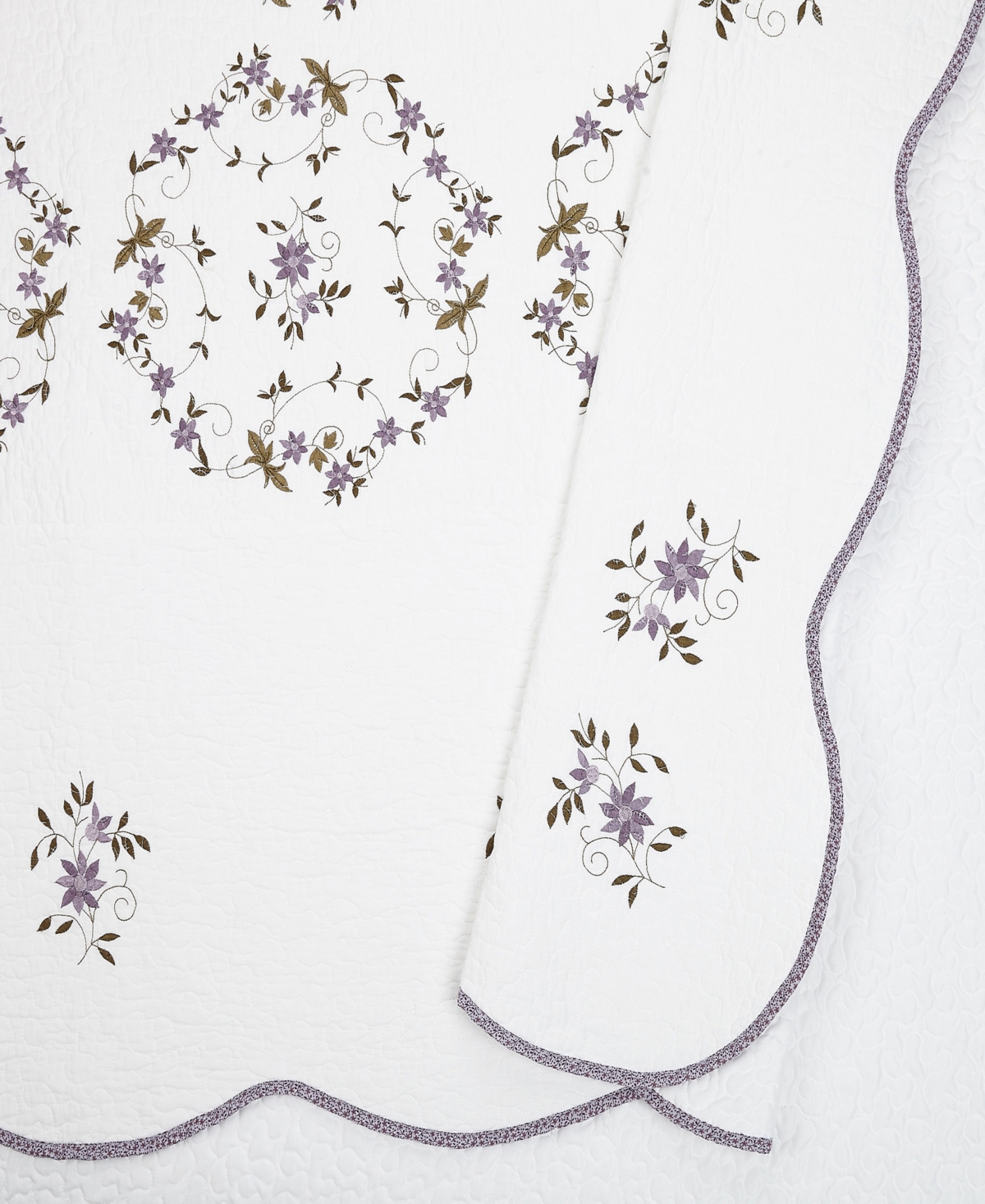 Modern Heirloom Gwen Floral Embroidered 3-Piece Quilt Set