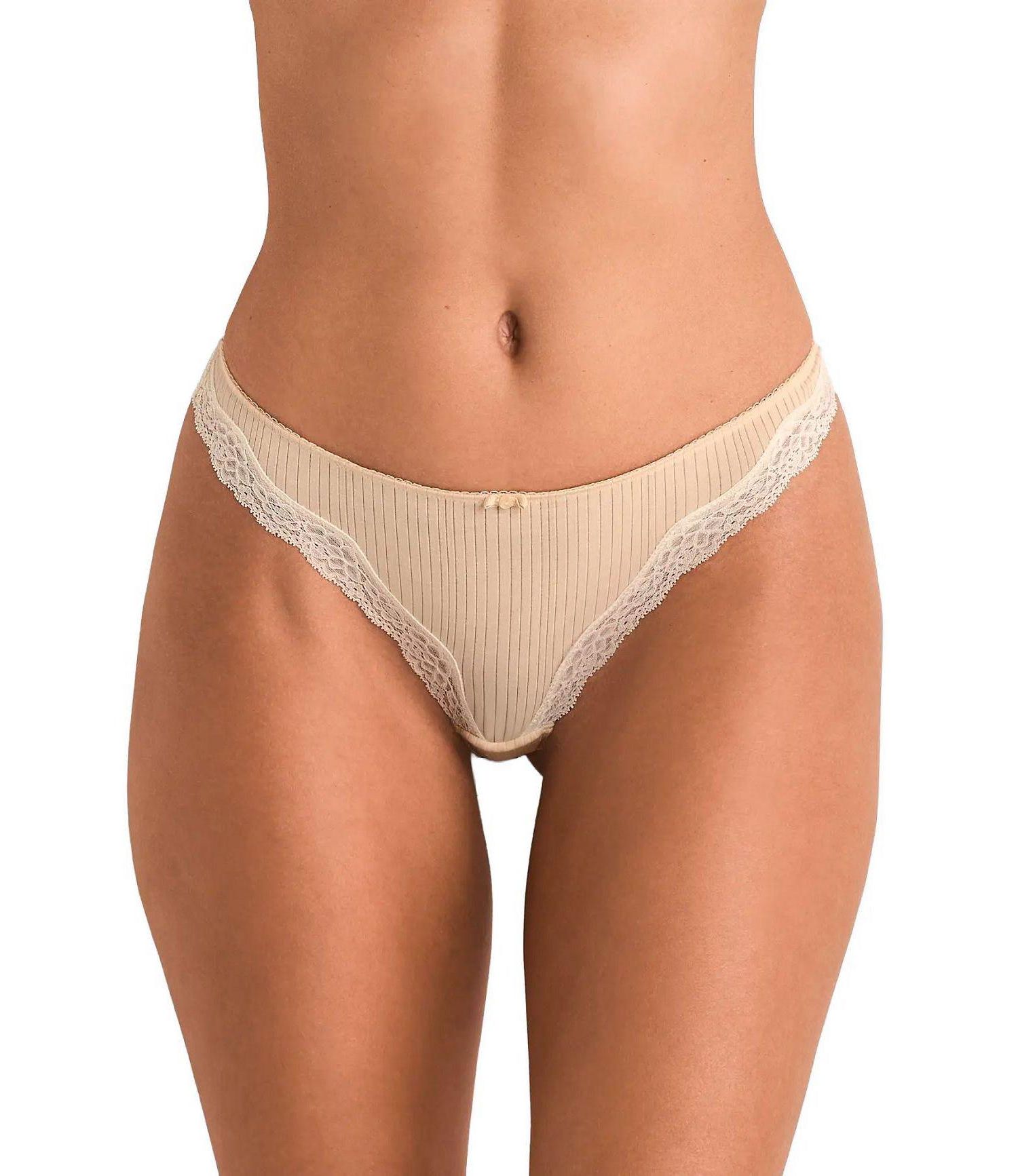 Lace Pull-On Lilou Thong