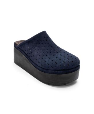 Forever and Always Shoes Women's Lune Leather Platform Sandal