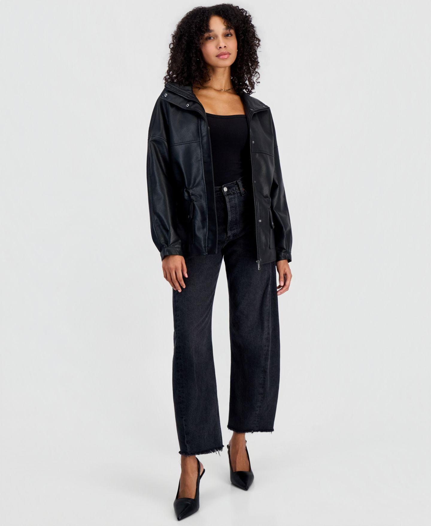 Женская куртка Bar III Peplum Oversized Funnel-Neck Faux Leather, цвет: Чёрный — фото 2