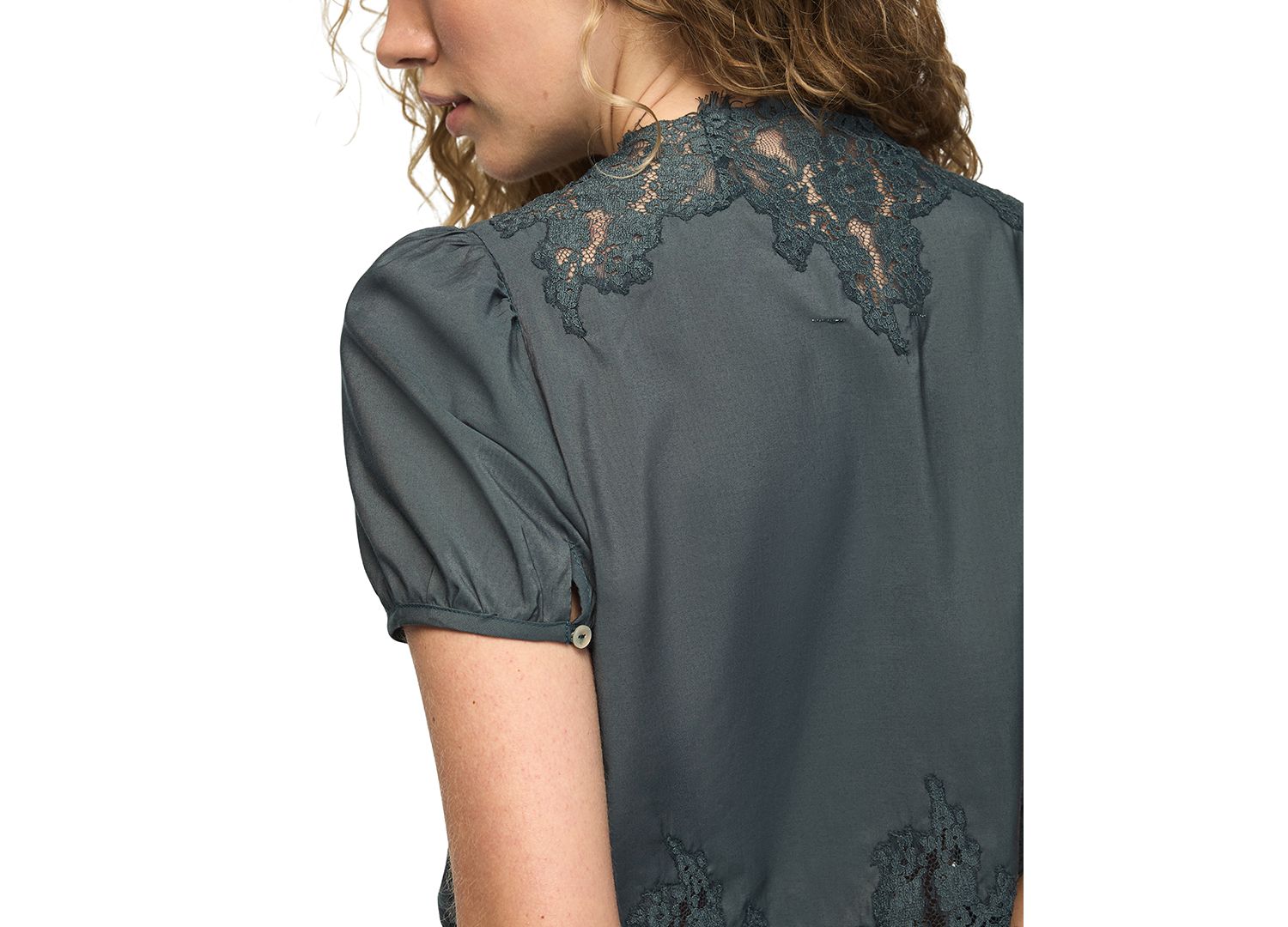 Women's Lace Trim Tie Front Flyaway Top