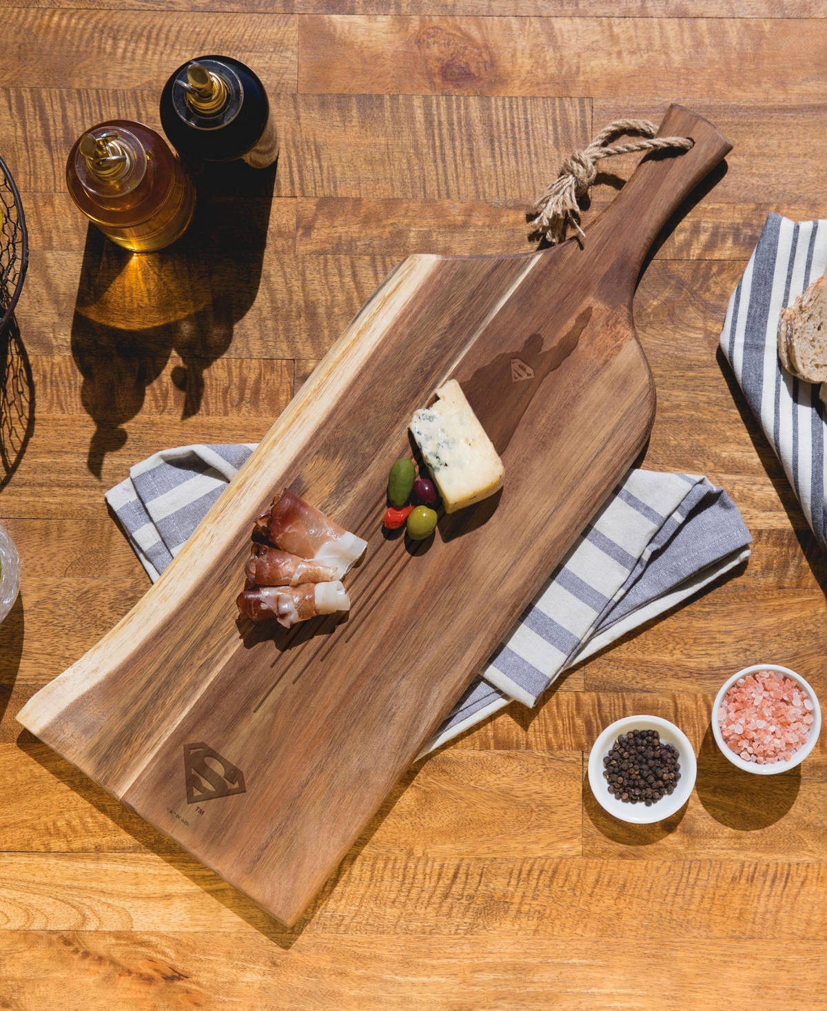 Toscana Superman Artisan 24" Acacia Charcuterie Board