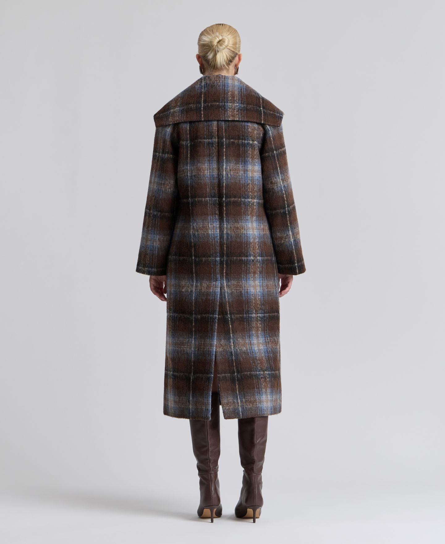 Женское пальто Avec Les Filles Plaid Notch-Collar Maxi, цвет: Коричневый синий клетчатый — фото 5