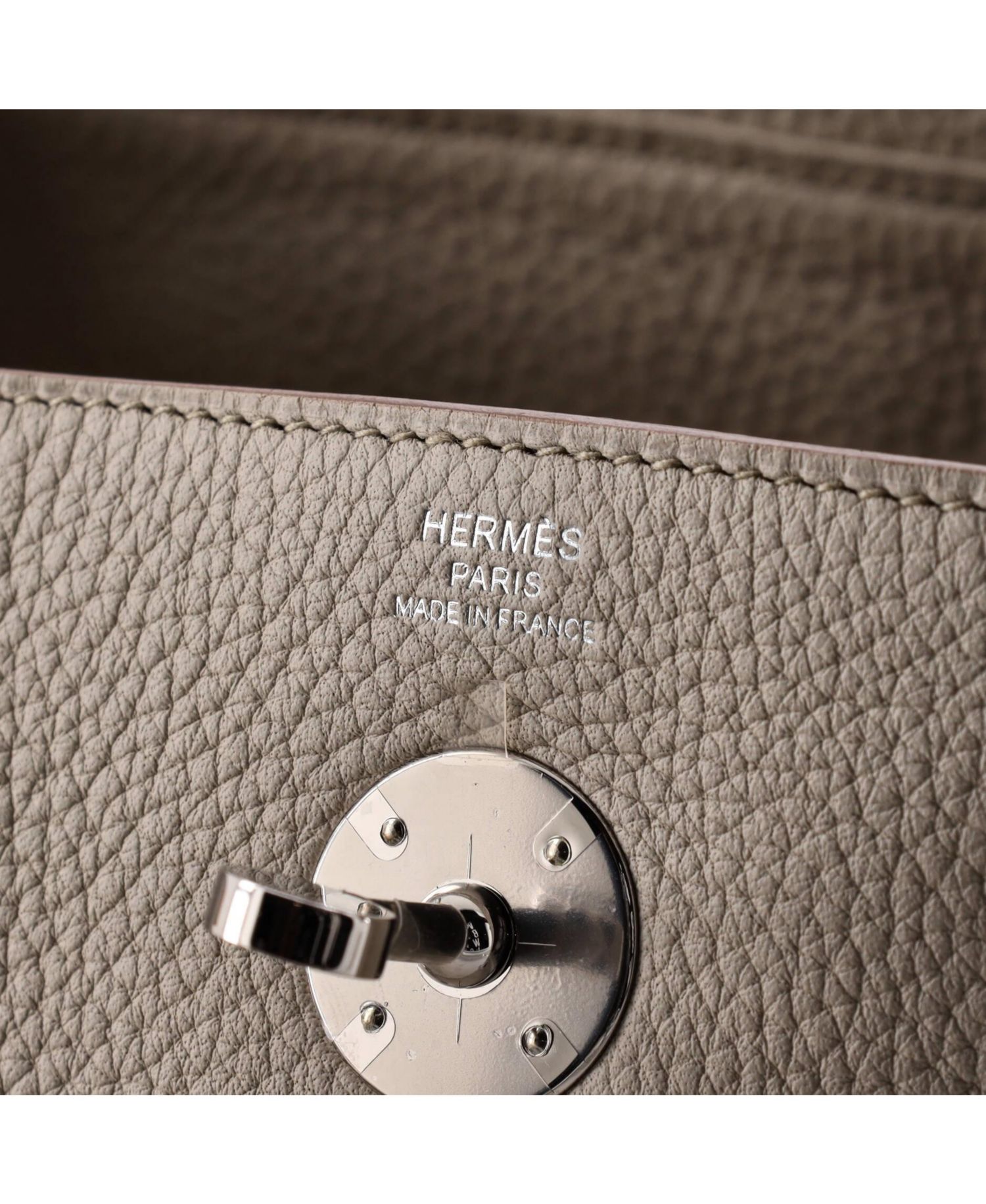 Pre-Owned Hermes 26 Lindy Bag Clemence
