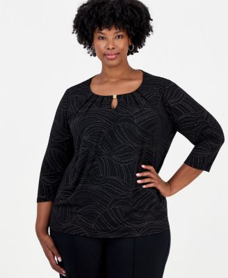 Plus Size 3/4-Sleeve Pleated Blouse