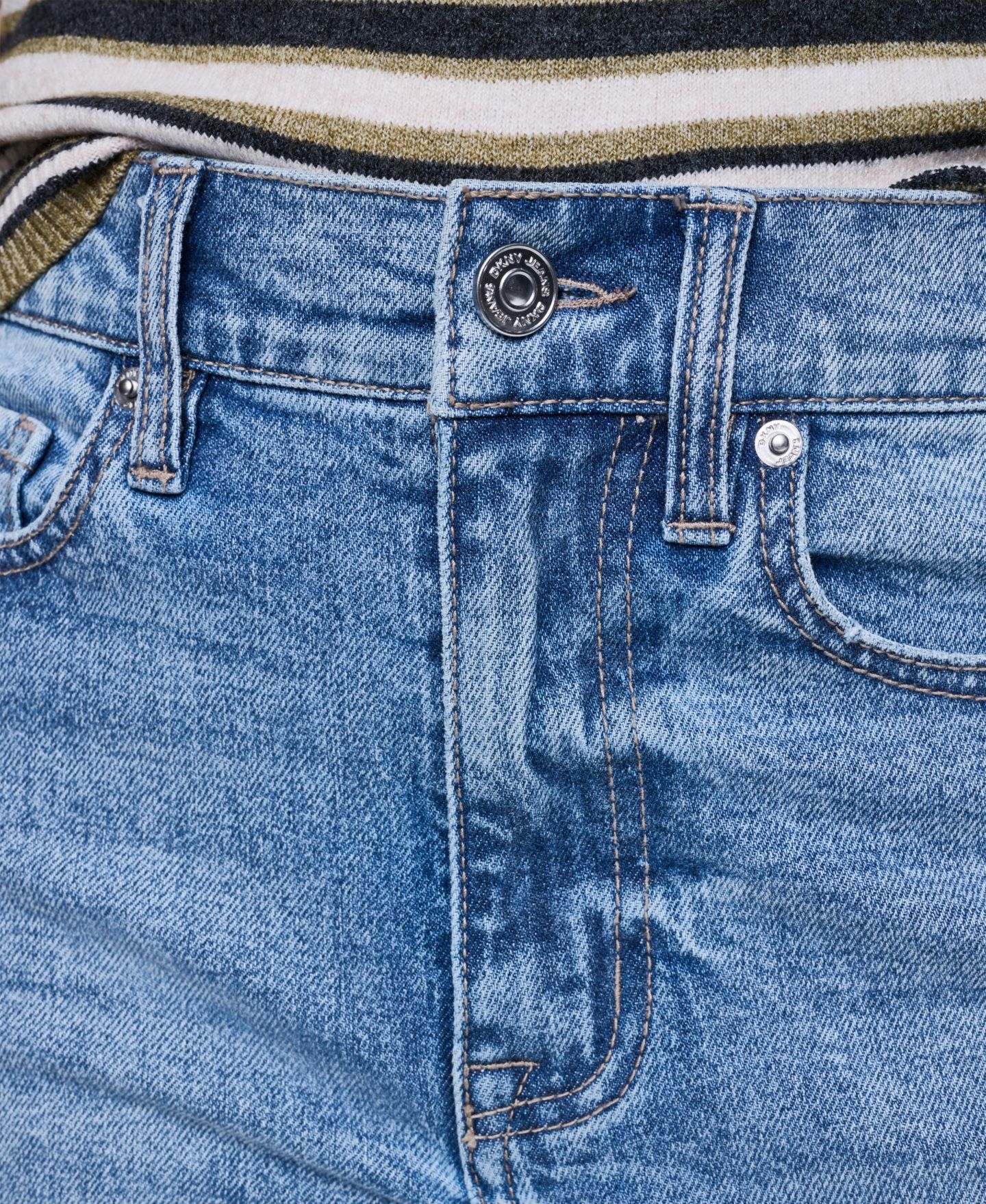 Женские джинсы DKNY Jeans Petite High-Rise Straight-Leg Light Rinse, цвет: Upper West — фото 6