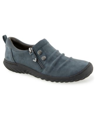 Women's Romi Closed Round Toe Casual Flats