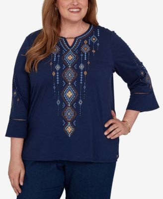 Plus Size Keyhole Neck 3/4-Length Bell-Sleeve Top