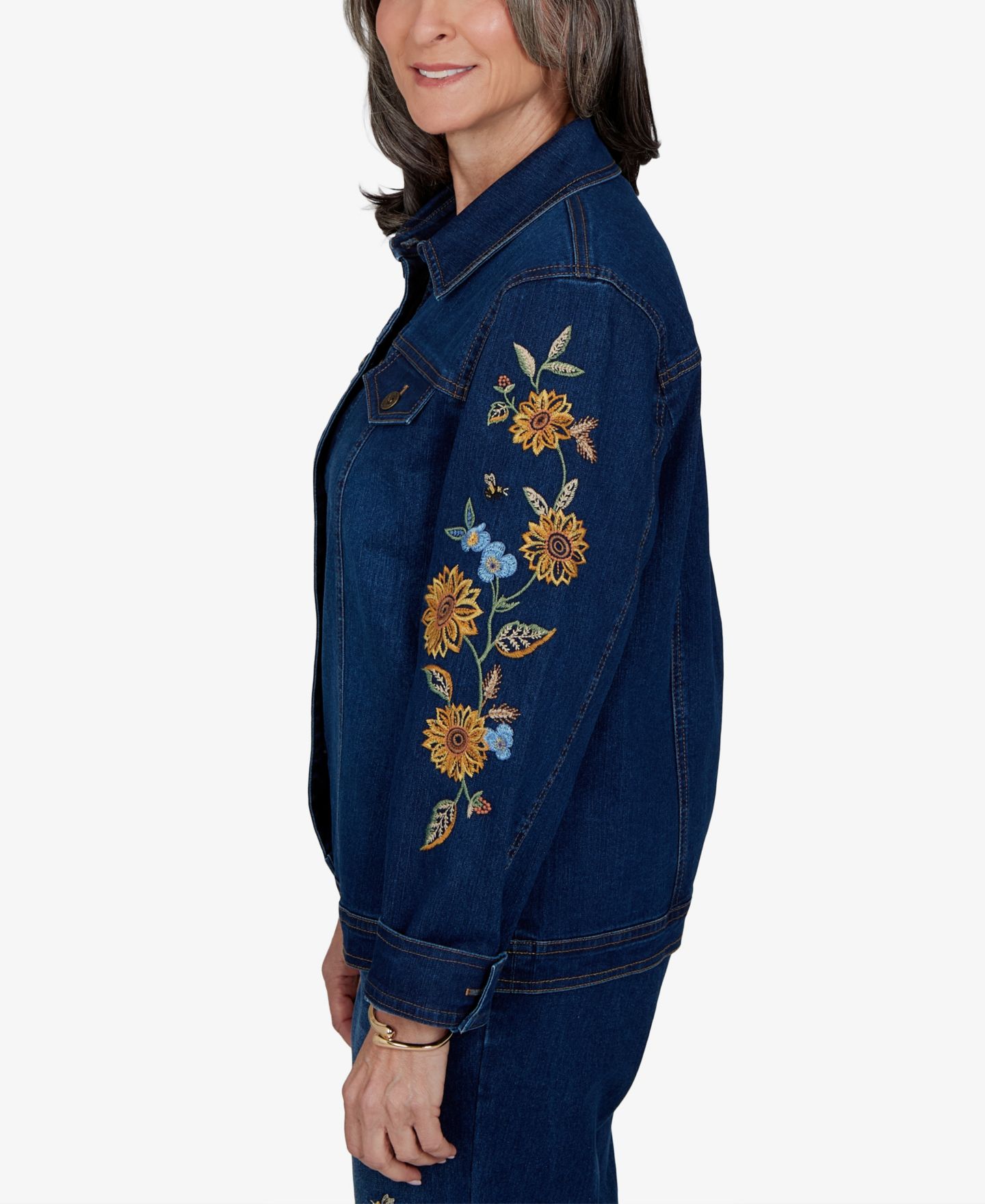 Женская куртка Alfred Dunner Petite Denim Floral-Embroidered, цвет: Индиго — фото 3