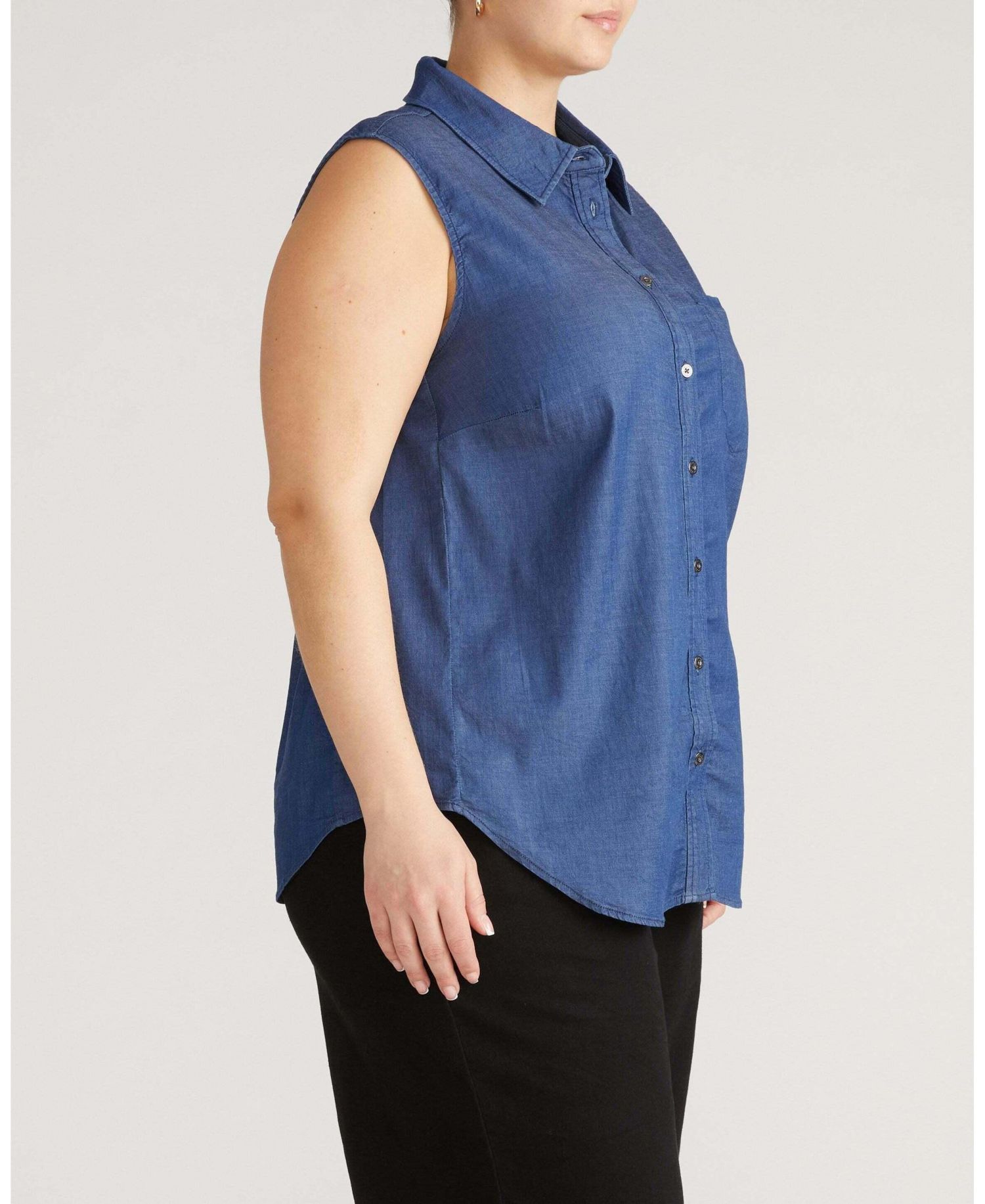 Plus Size Chambray Sleeveless Button-Front Shirt