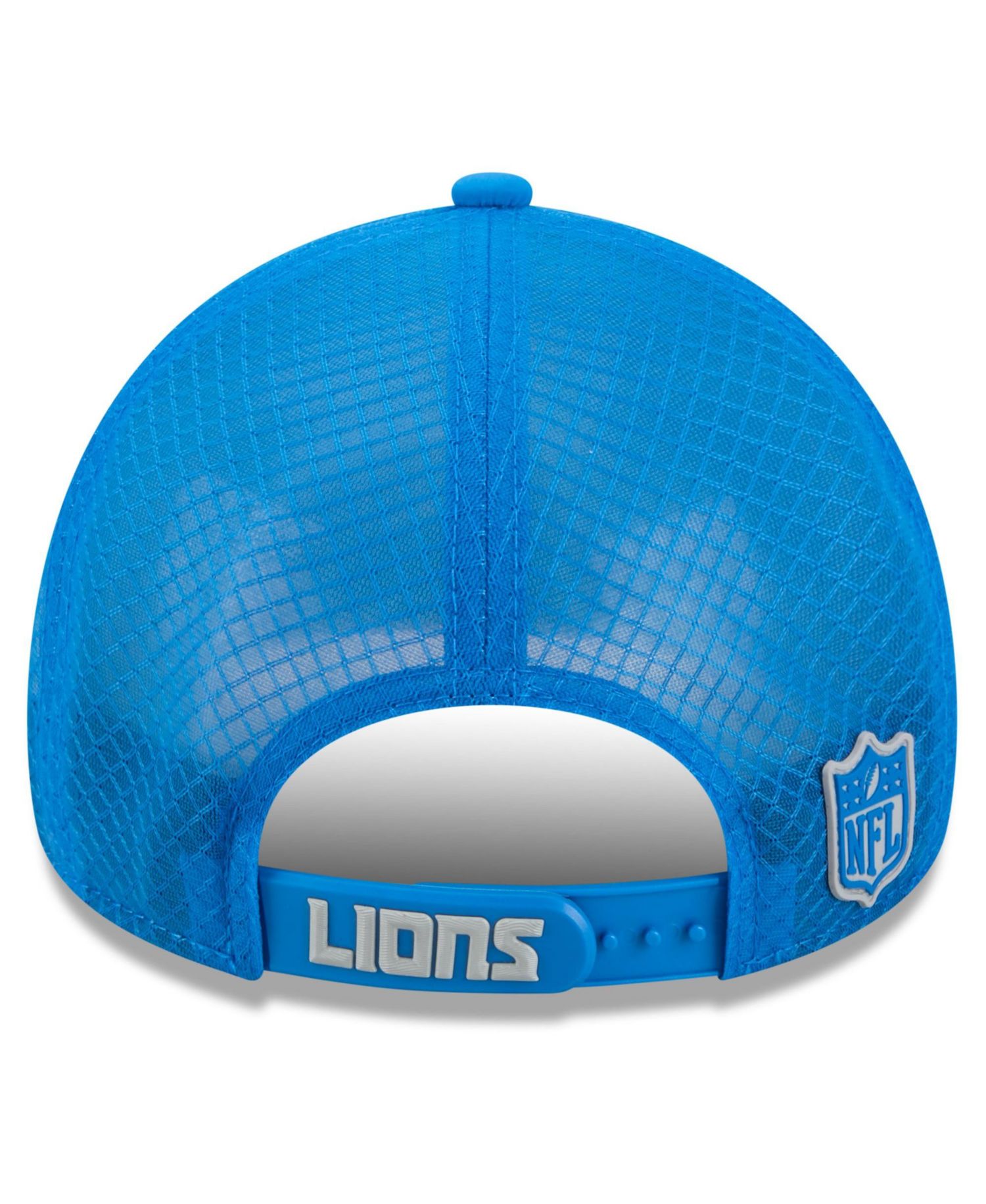 Men's Blue Detroit Lions 2026 Sideline Apex 9FORTY Adjustable Trucker Hat