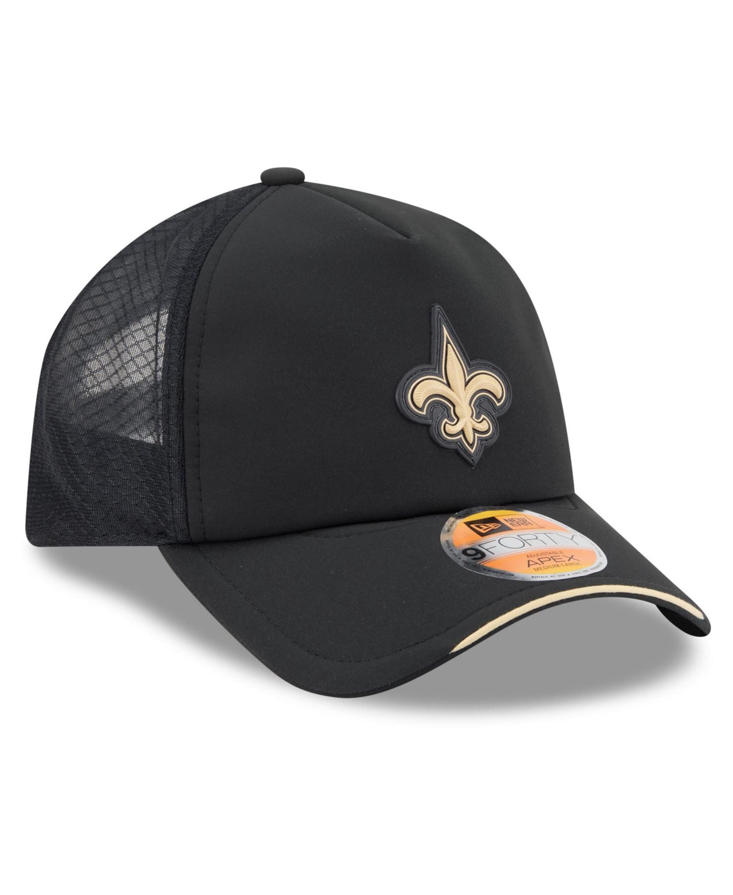 Men's Black New Orleans Saints 2026 Sideline Apex 9FORTY Adjustable Trucker Hat