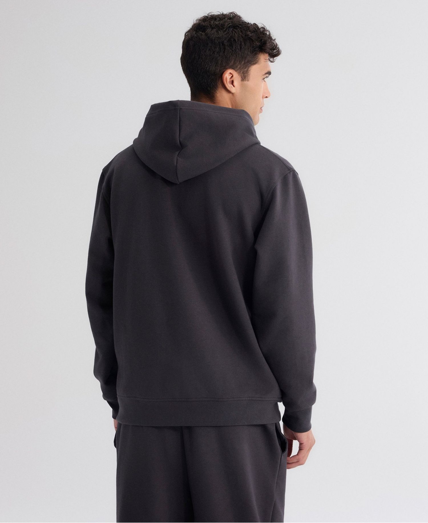 Men's Charcoal Las Vegas Raiders Clutch Tri-Blend Hoodie