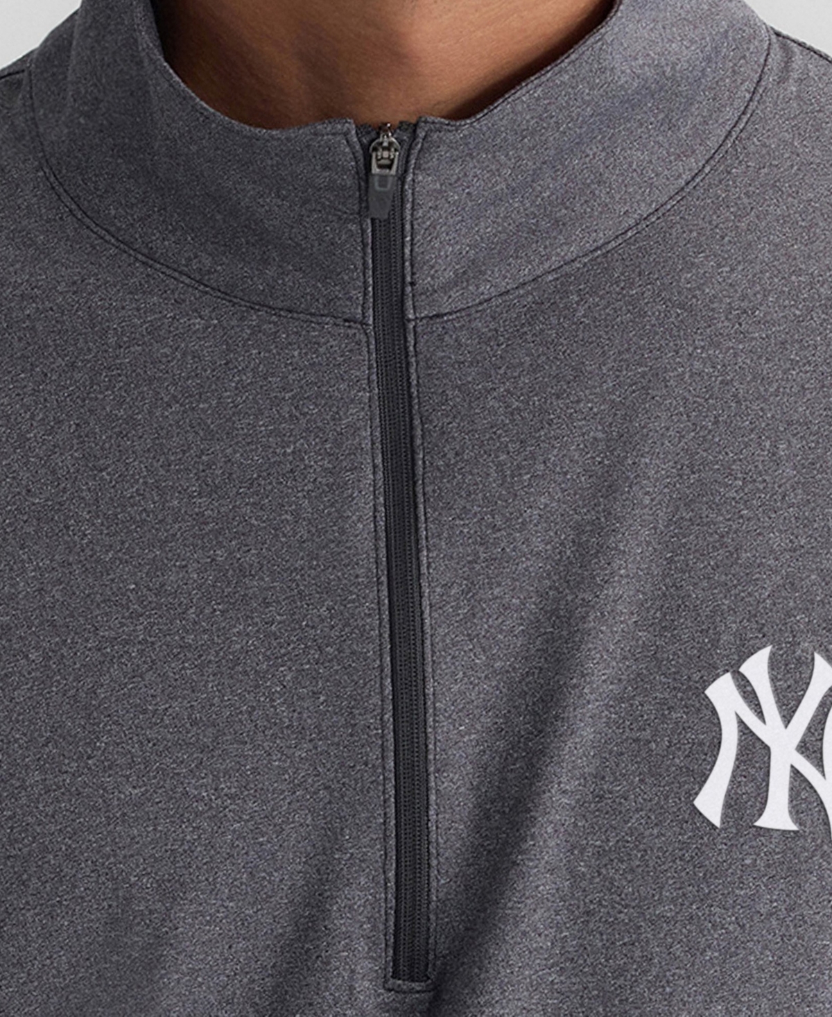 Fanatics Men's Charcoal New York Yankees Clutch Quarter-Zip Pullover Sweatshirt