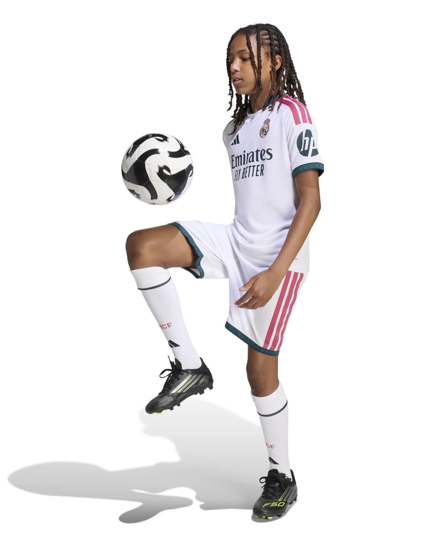 Детское джерси adidas Big Boys and Girls White Real Madrid 2026/27 Home Replica Jersey — фото 6