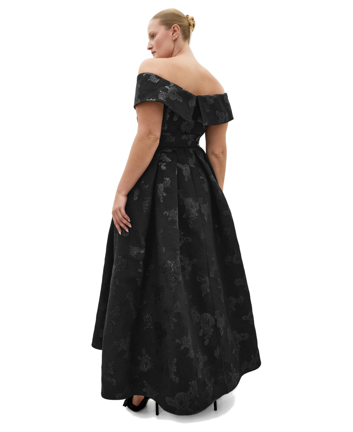 Plus Size High Status Jacquard Gown