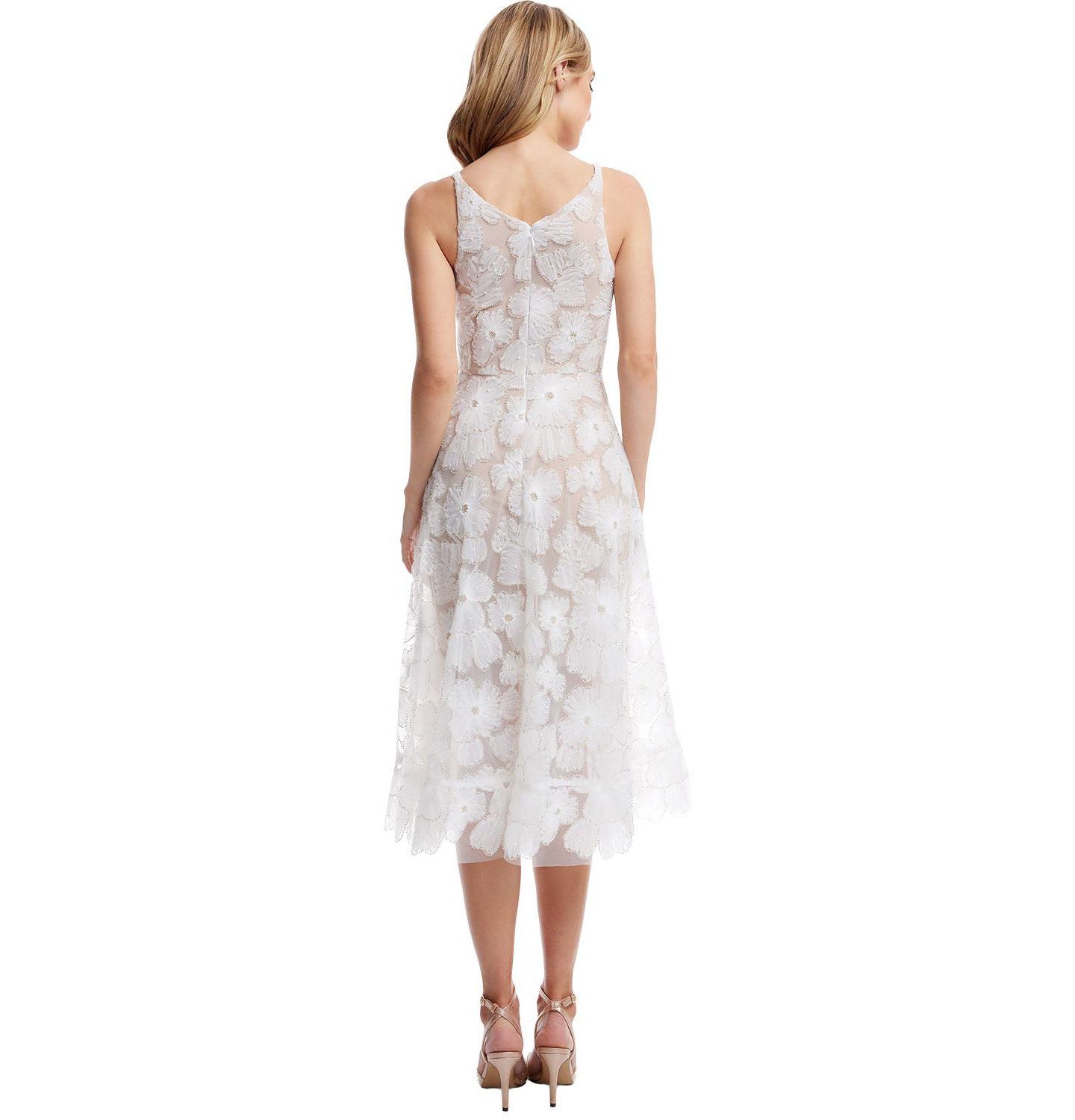 Женское платье Dress the Population Blair 3D Floral Embroidered Midi Fit and Flare, цвет: Белый телесный — фото 5