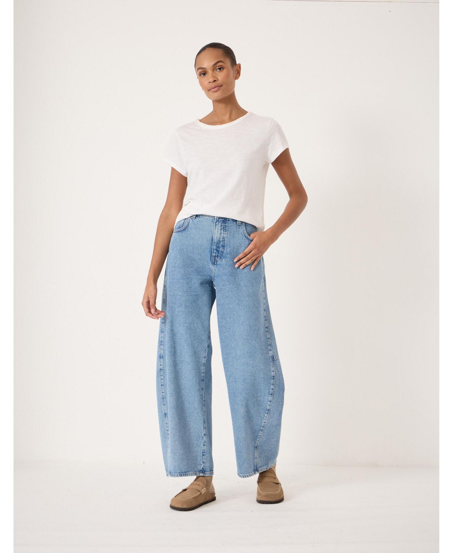 Women's Bree Horseshoe Barrel Leg Jeans