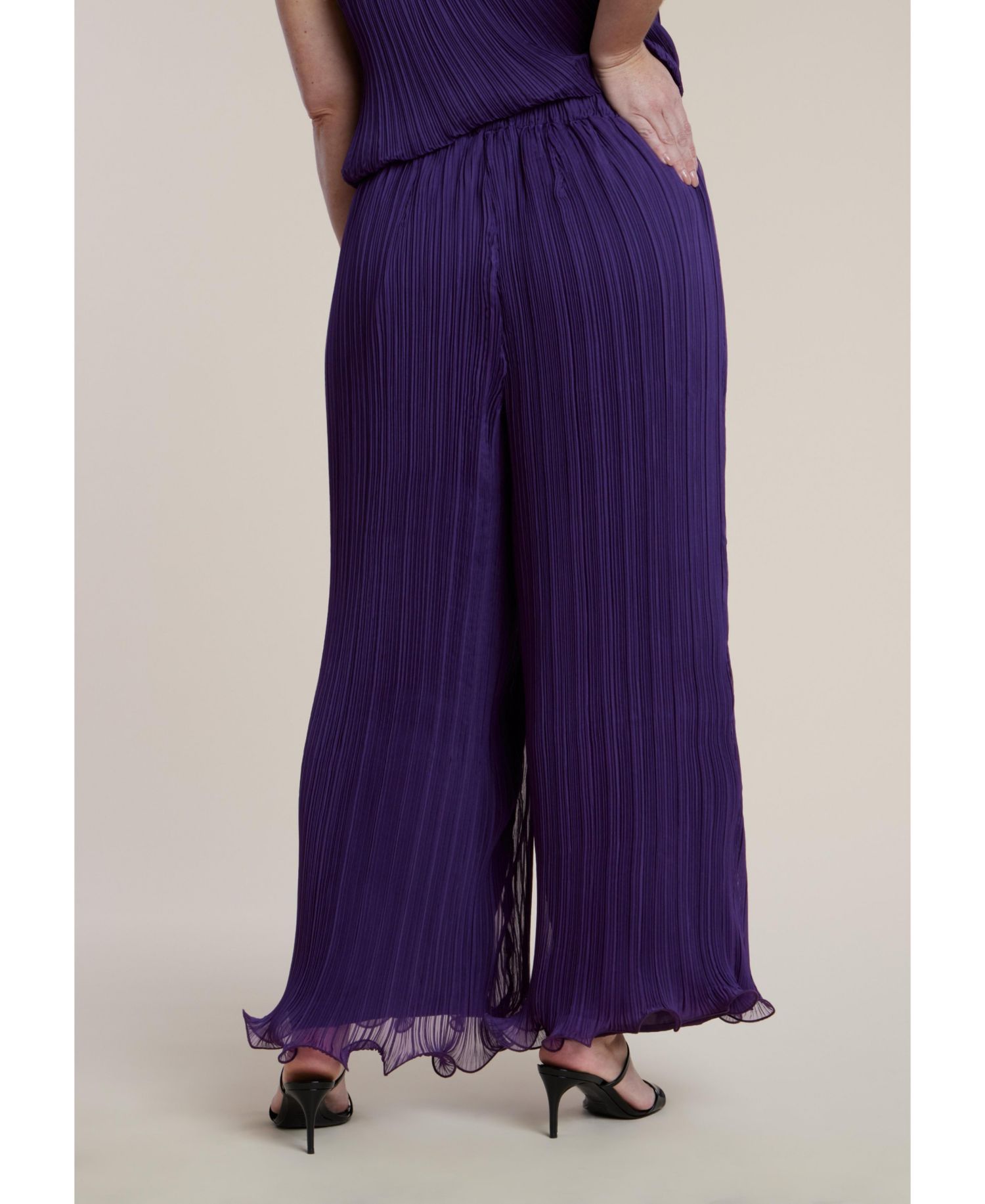 Plus Size High-Rise Wide-Leg Plisse Pant