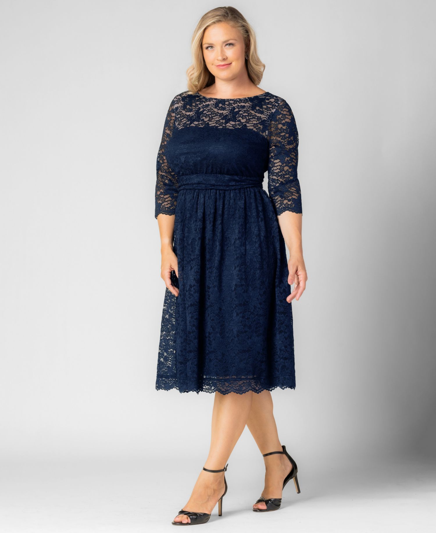 Women's Plus Size Luna Lace Cocktail Midi Dress