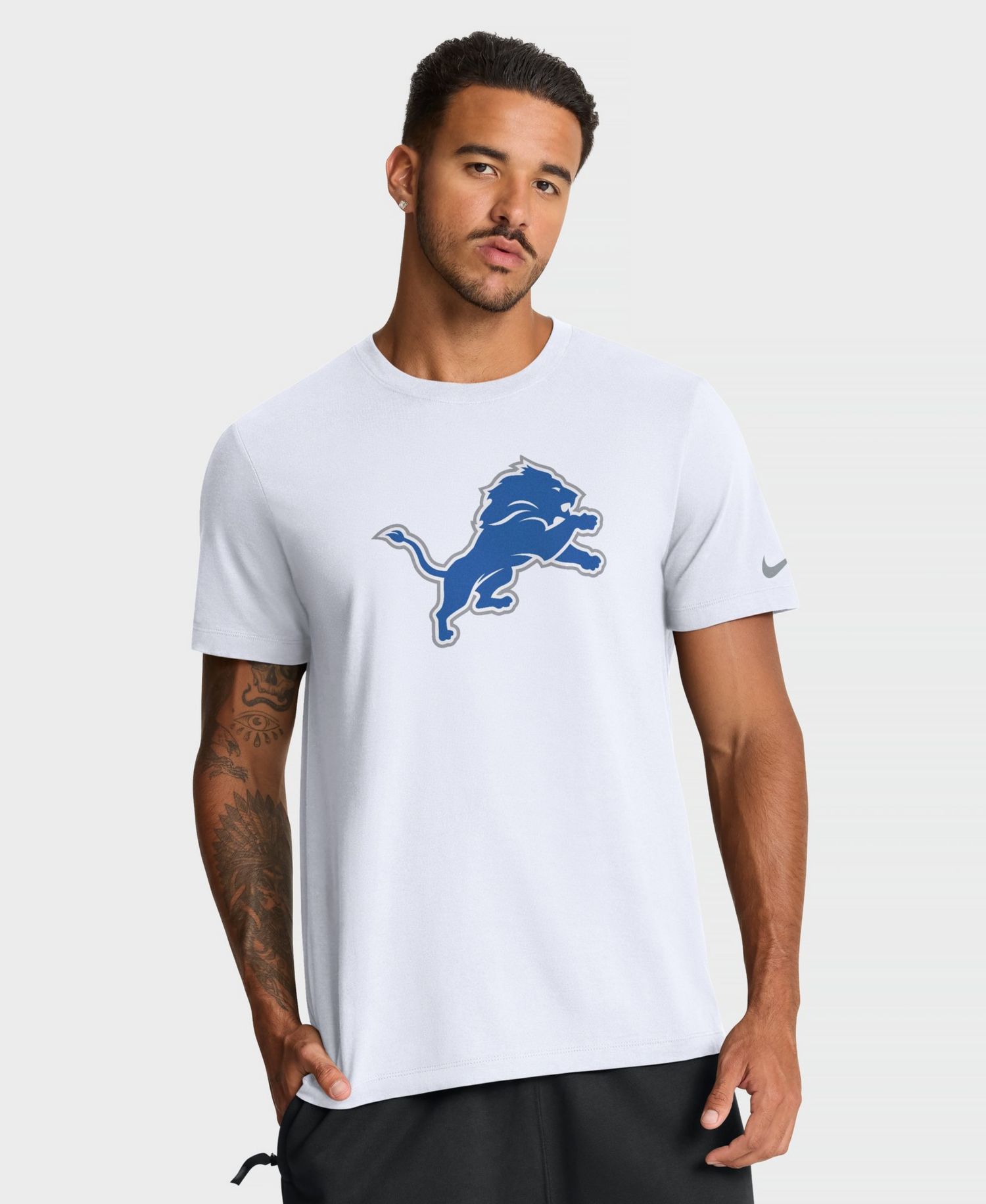 Men's Detroit Lions Logo Essential T-Shirt