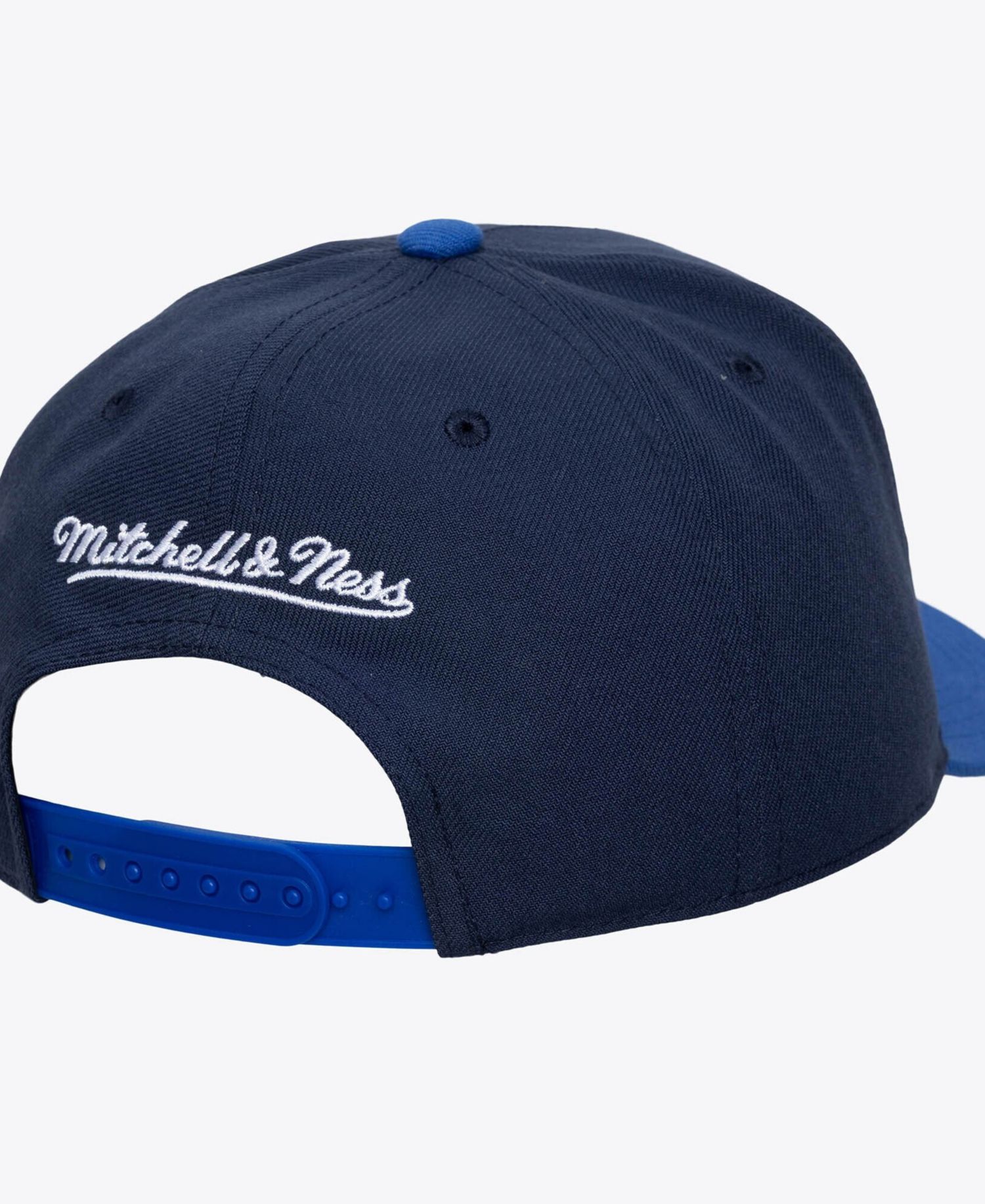 Men's LA Clippers Legendary Pro Pinch Snapback Hat