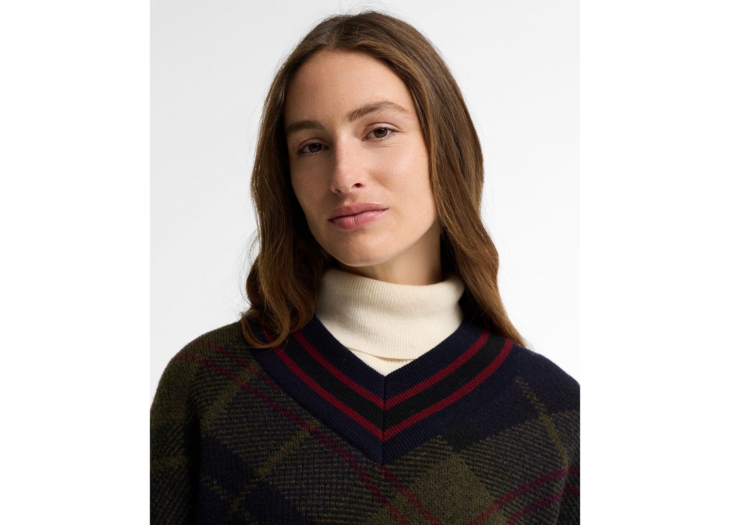 Women's Shae Tartan-Print V-Neck Long-Sleeve Sweater