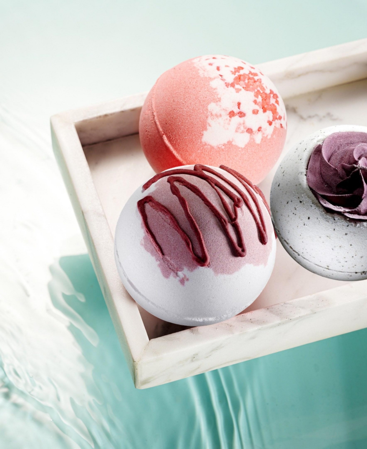 Lovery 3piece Hand Decorated Bath Bombs in Coffee, Strawberry and Ice Cream Scent