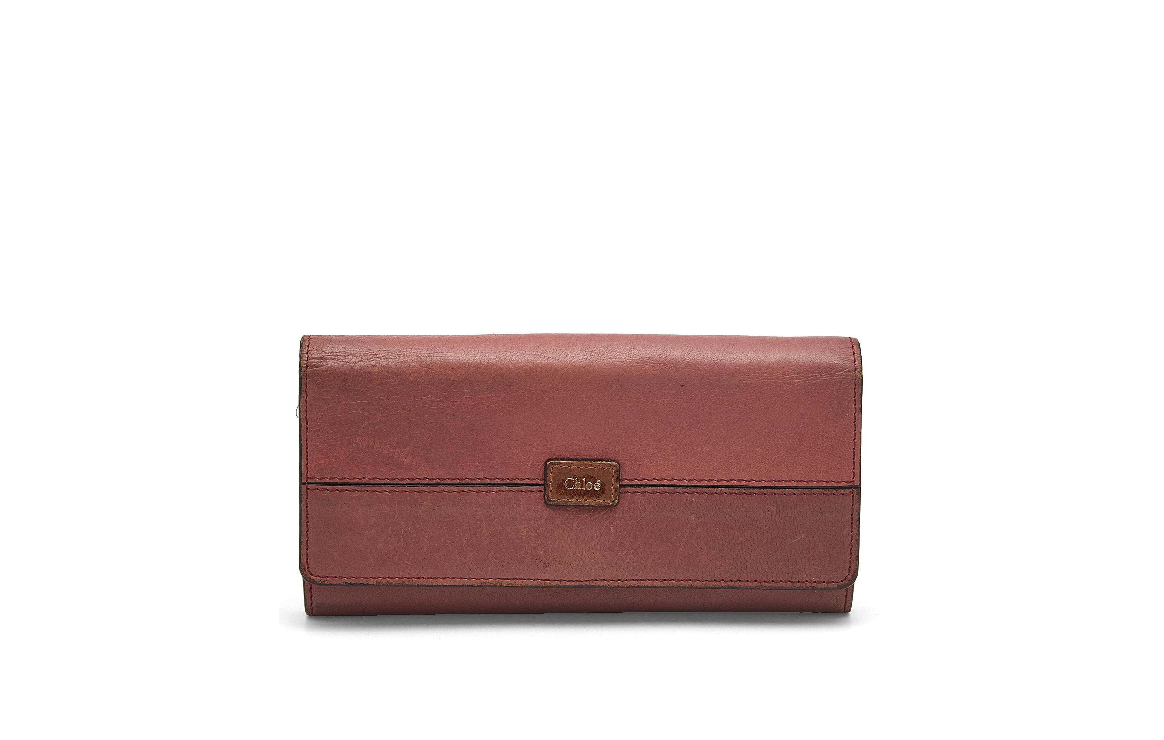 Pre-Owned Chloe Women's Logo Flap Leather Continental Wallet