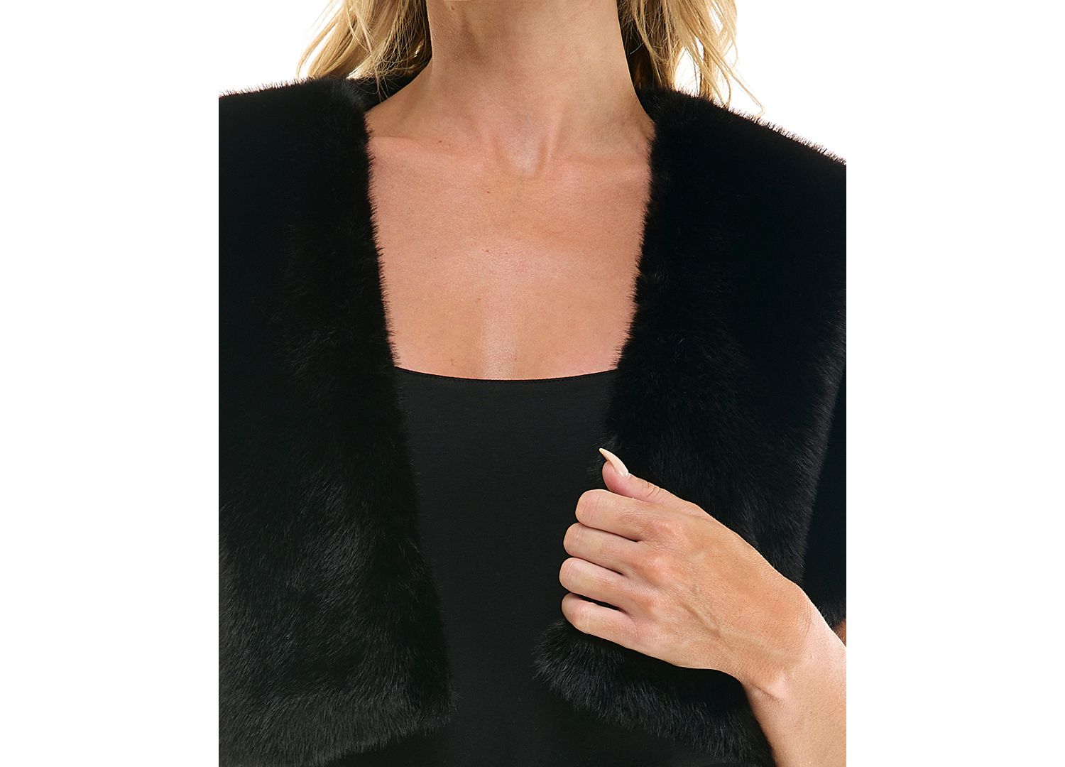 Juniors' Faux Fur Cropped Vest