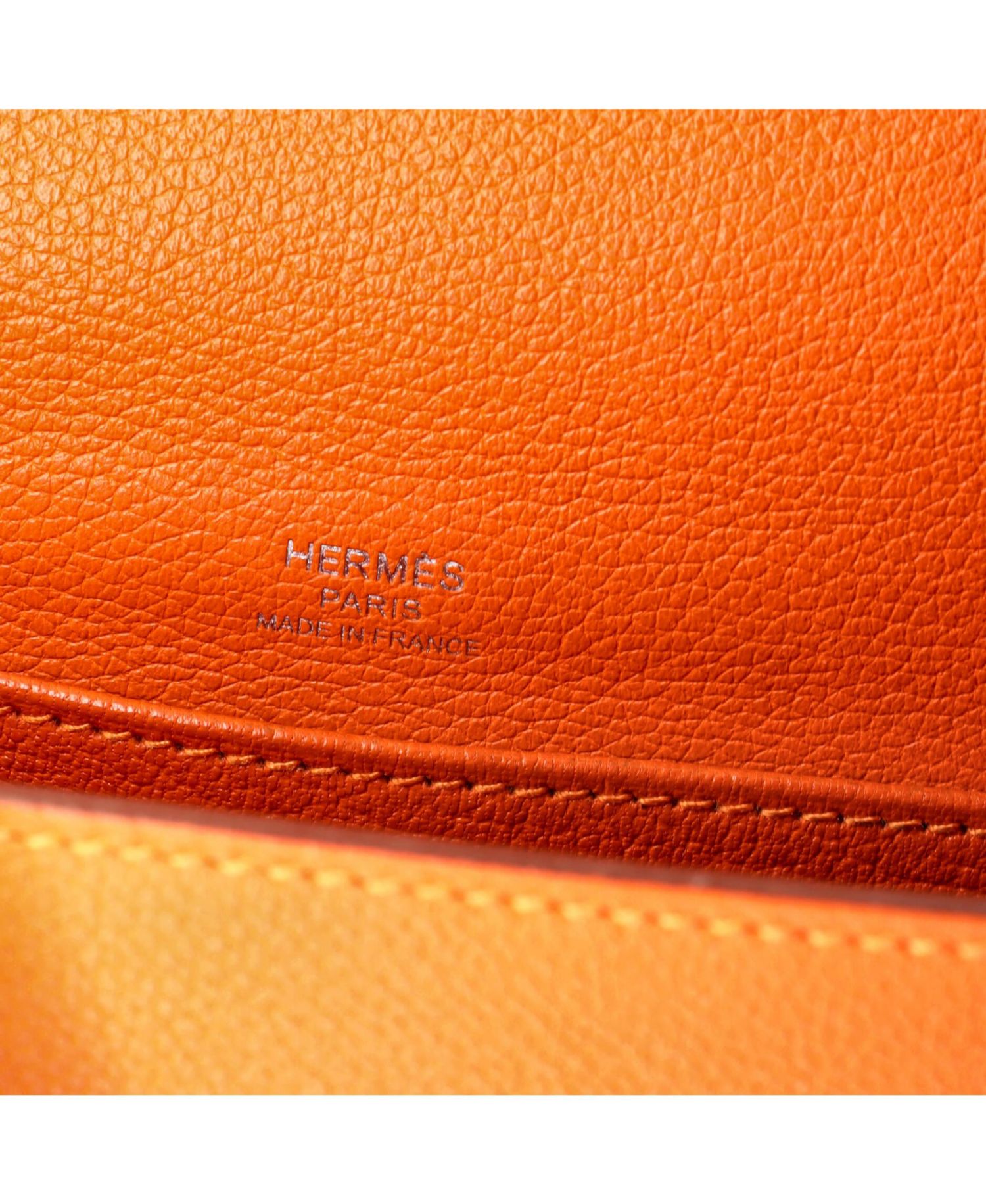 Pre-Owned Hermes 18 Roulis Bag Evercolor