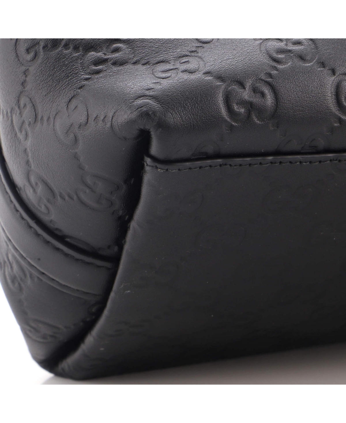 Pre-Owned Gucci Gg Emblem Bucket Bag Gg Embossed Leather