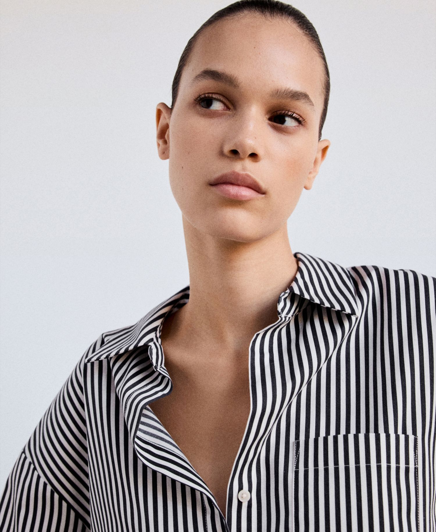 Women's Striped Long-Sleeve Button-Down Shirt