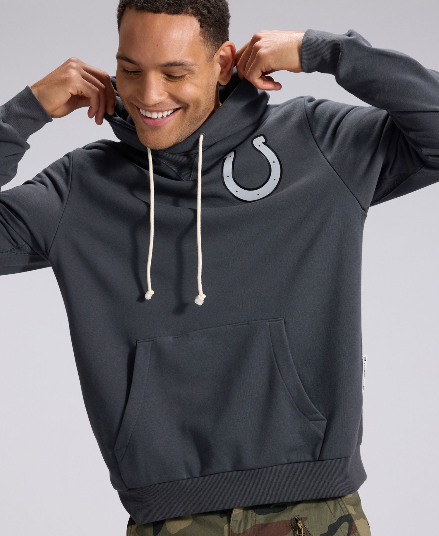 Men's Anthracite Indianapolis Colts 2026 Rivalries Collection Sideline Pullover Hoodie