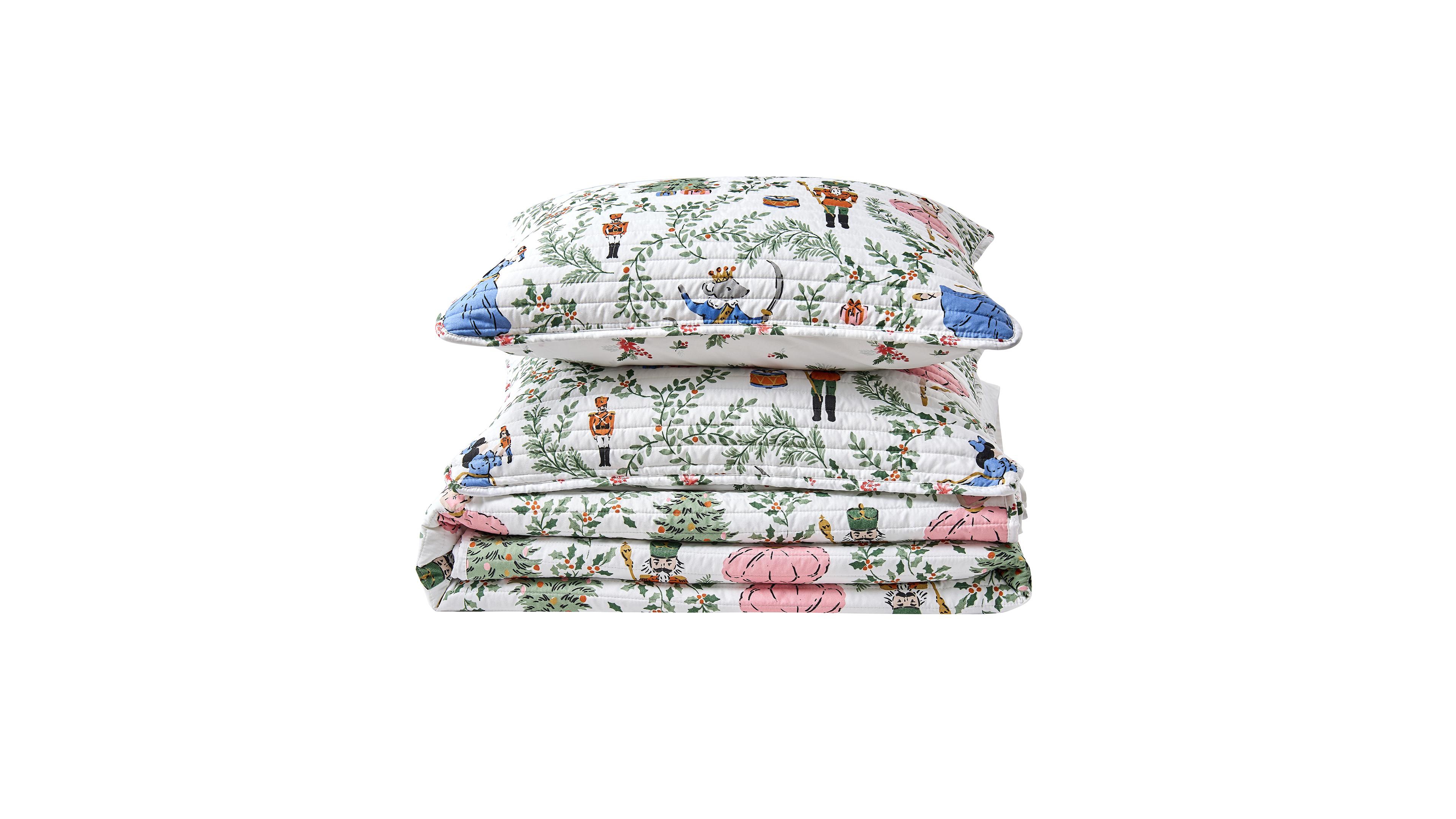 Linery & Co Nutcracker Christmas Quilt Set