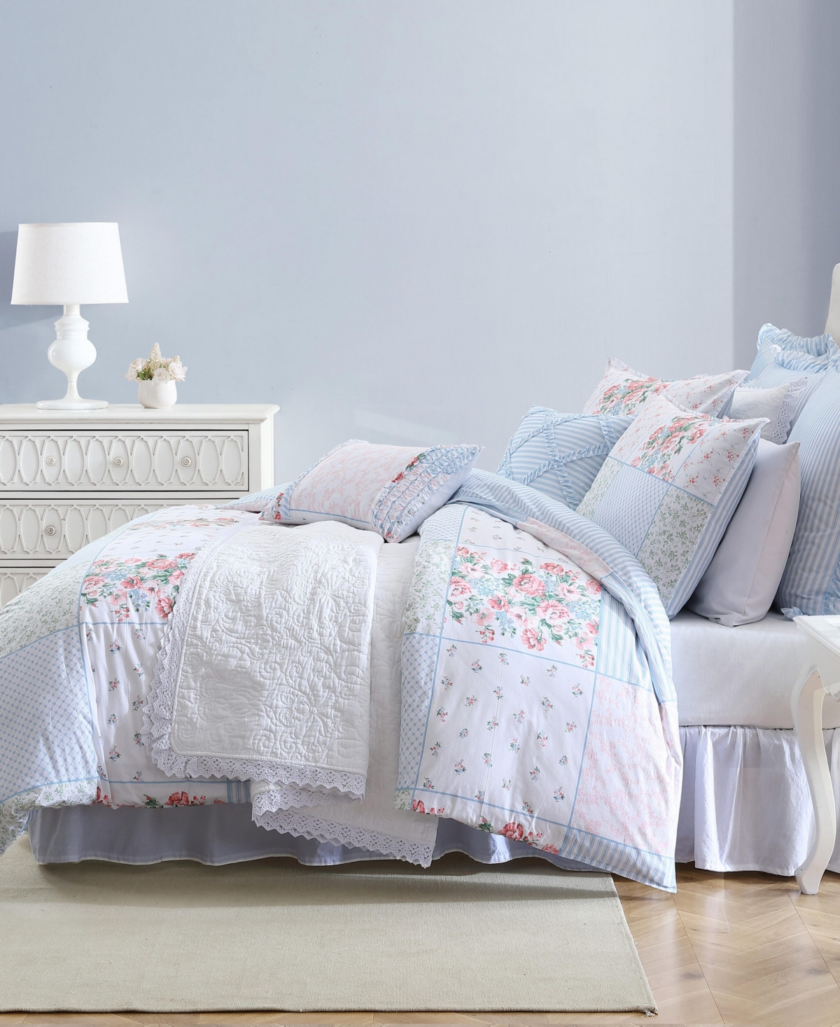 Laura Ashley Hope Patchwork Cotton 7-Piece Comforter Set, Full/Queen