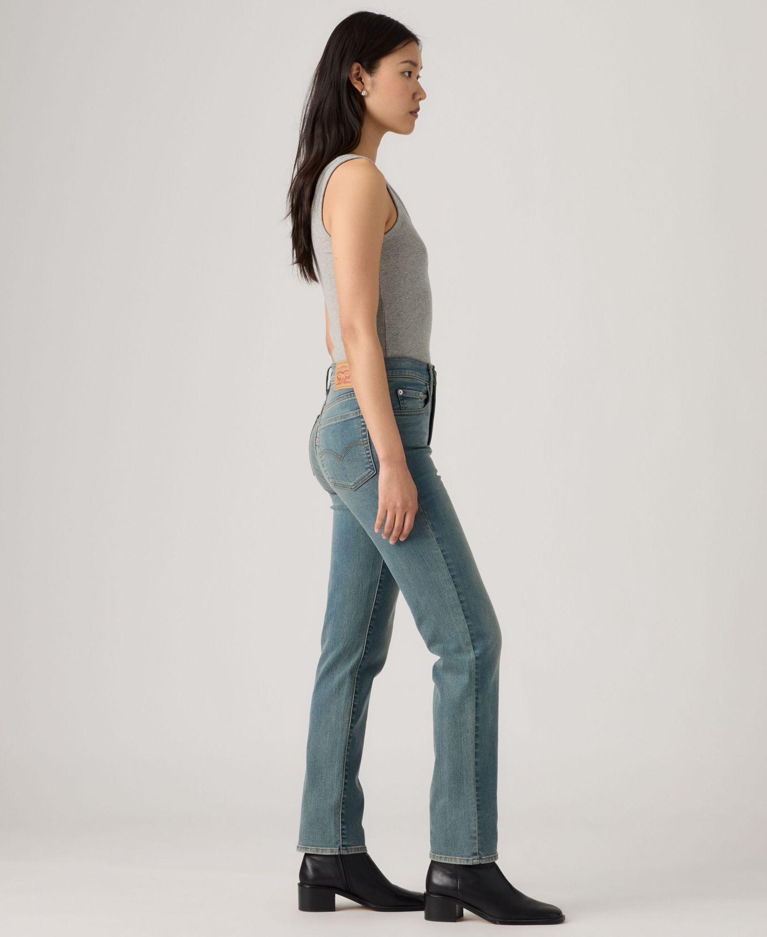 Trendy Plus Size 724 High-Rise Straight-Leg Jeans