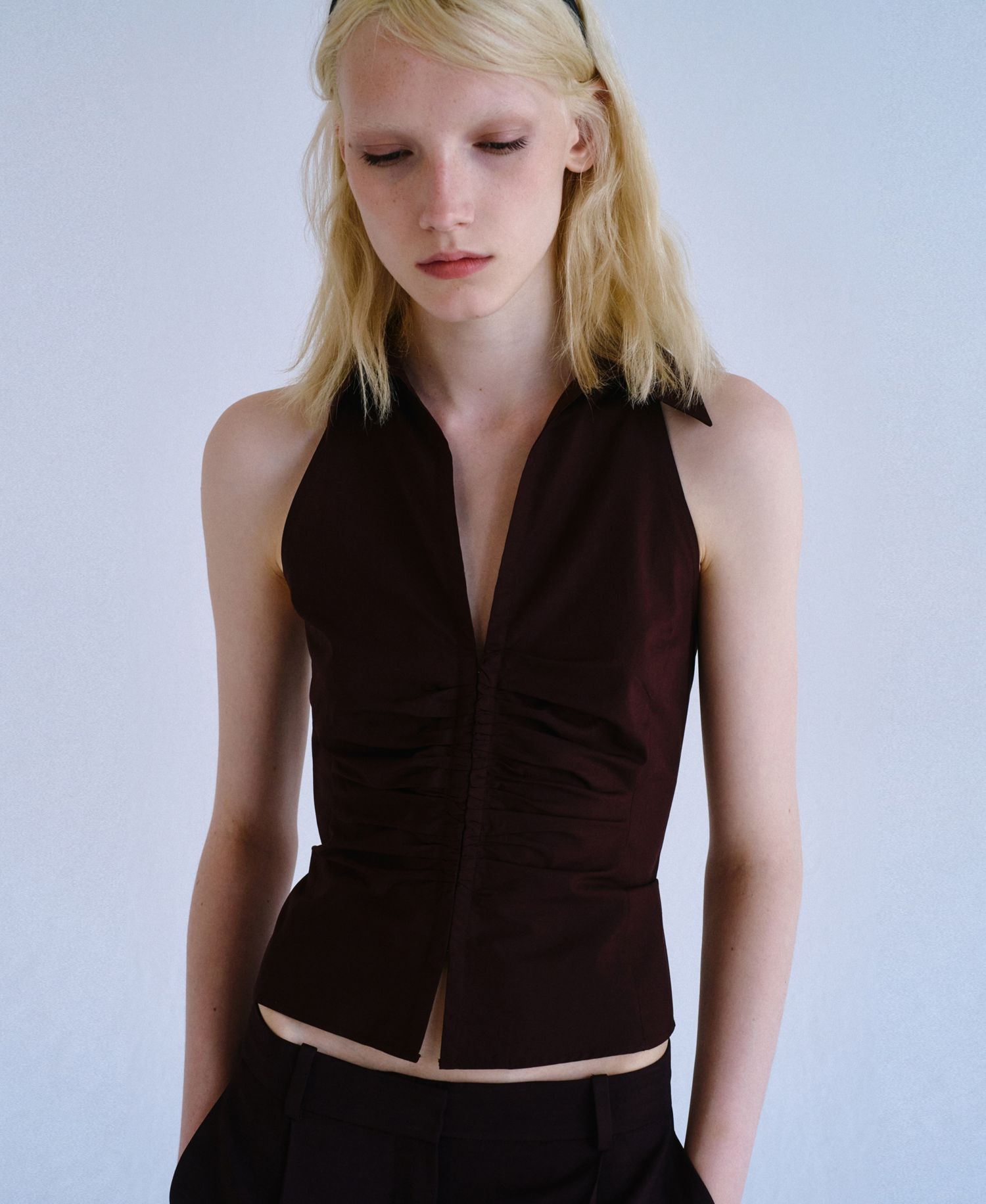 Women's Ruched V-Neck Sleeveless Blouse