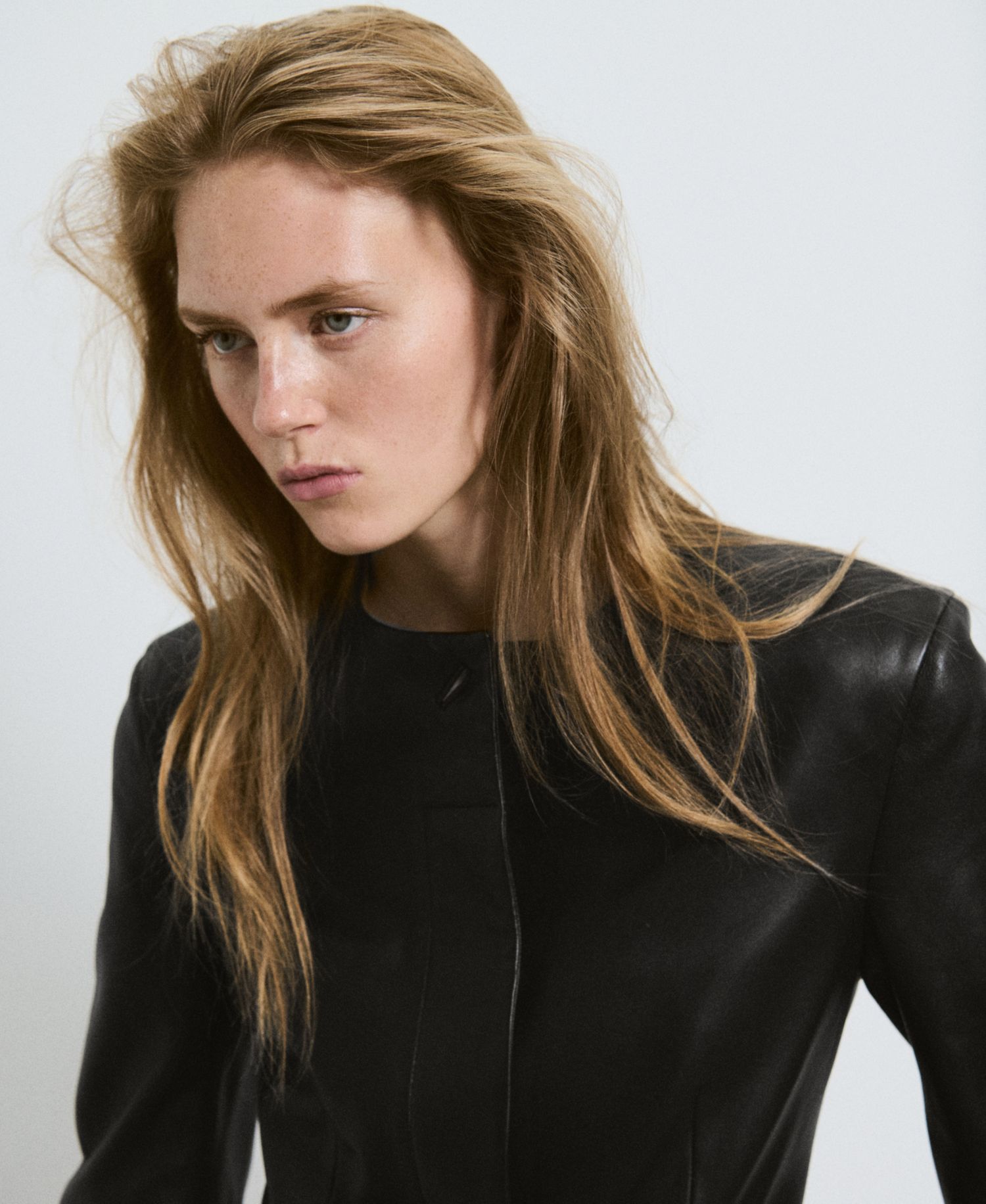 Women's Selection Crew-Neck Leather Blazer