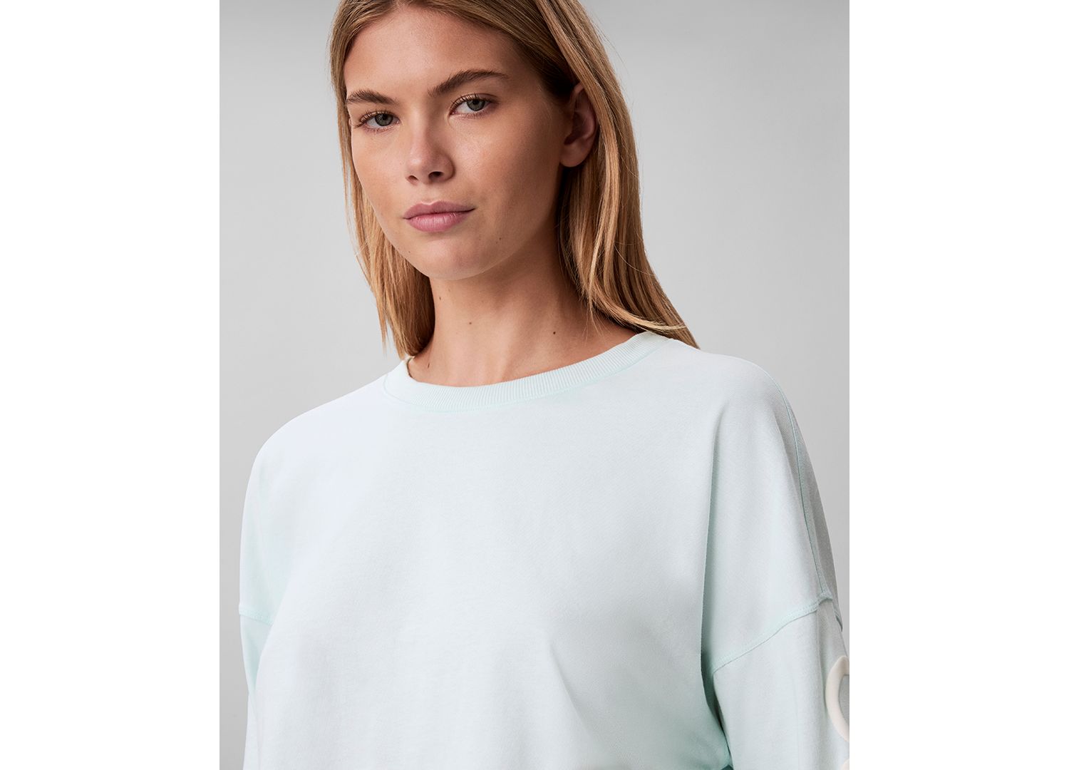 Women's Puff Graphic Logo Long-Sleeve Cropped T-Shirt