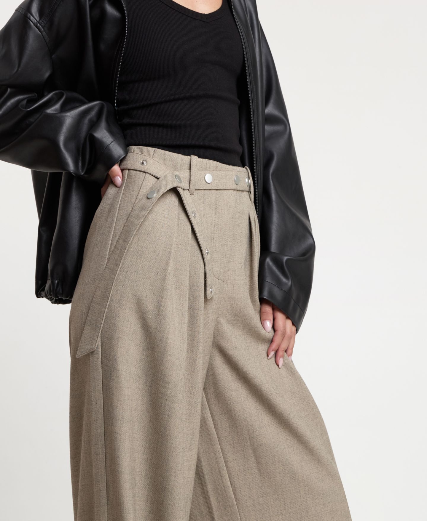 Женские брюки 4th & Reckless Eleonora Wide-Leg Pleated High-Rise, цвет: Серый — фото 7