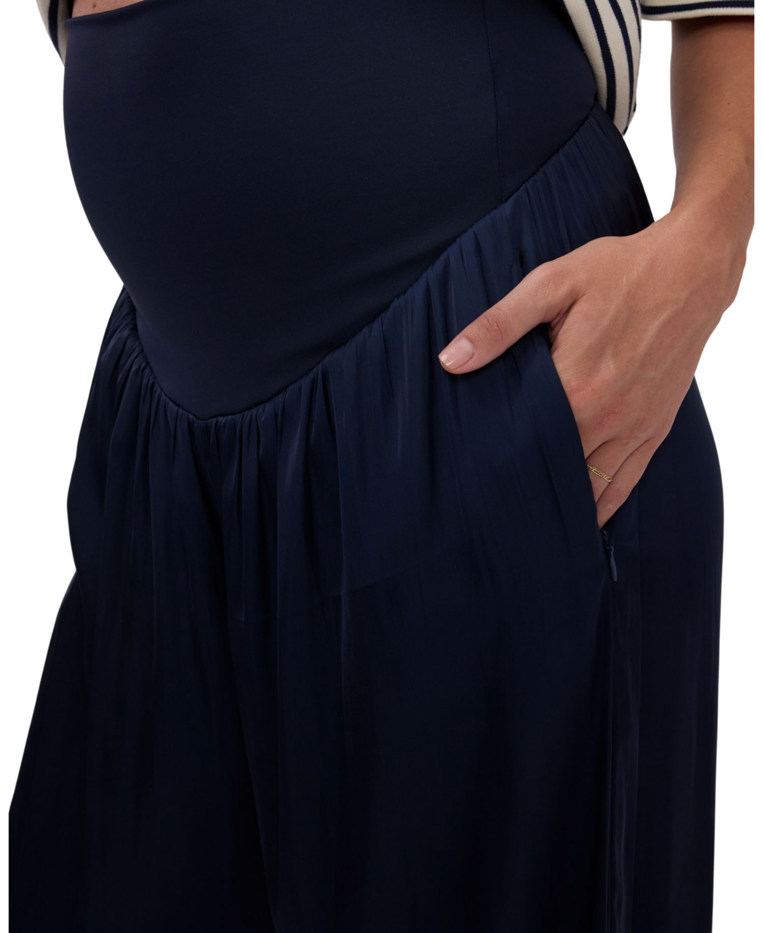 Maternity Wide-Leg Woven Pants