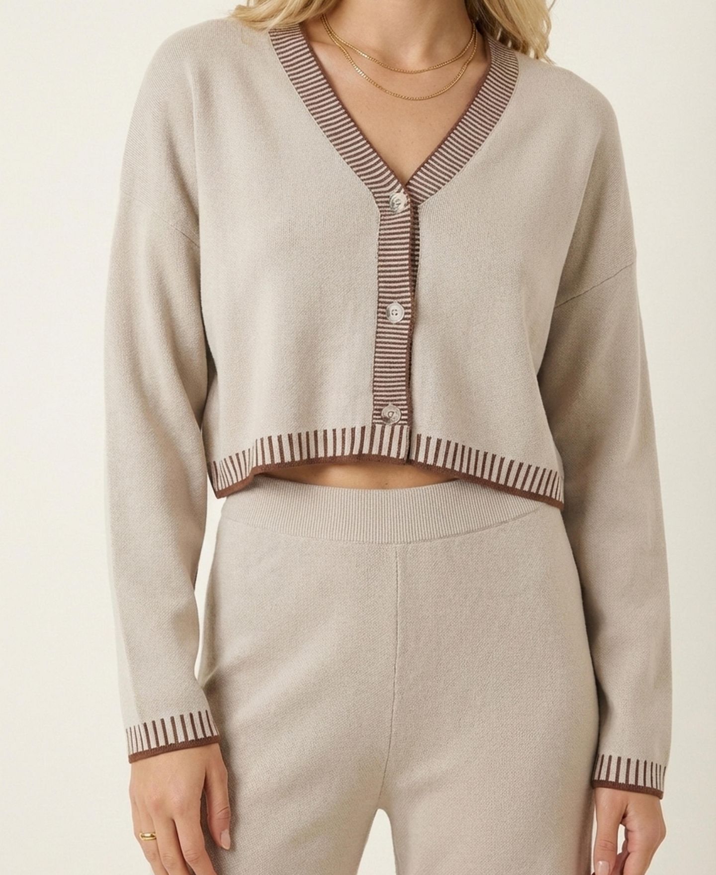 Женский комплект Modenaire Knit Contrast-Trim V-Neck Cropped Cardigan and Wide-Leg Pants, 2-Piece Set, цвет: Бежевый — фото 7