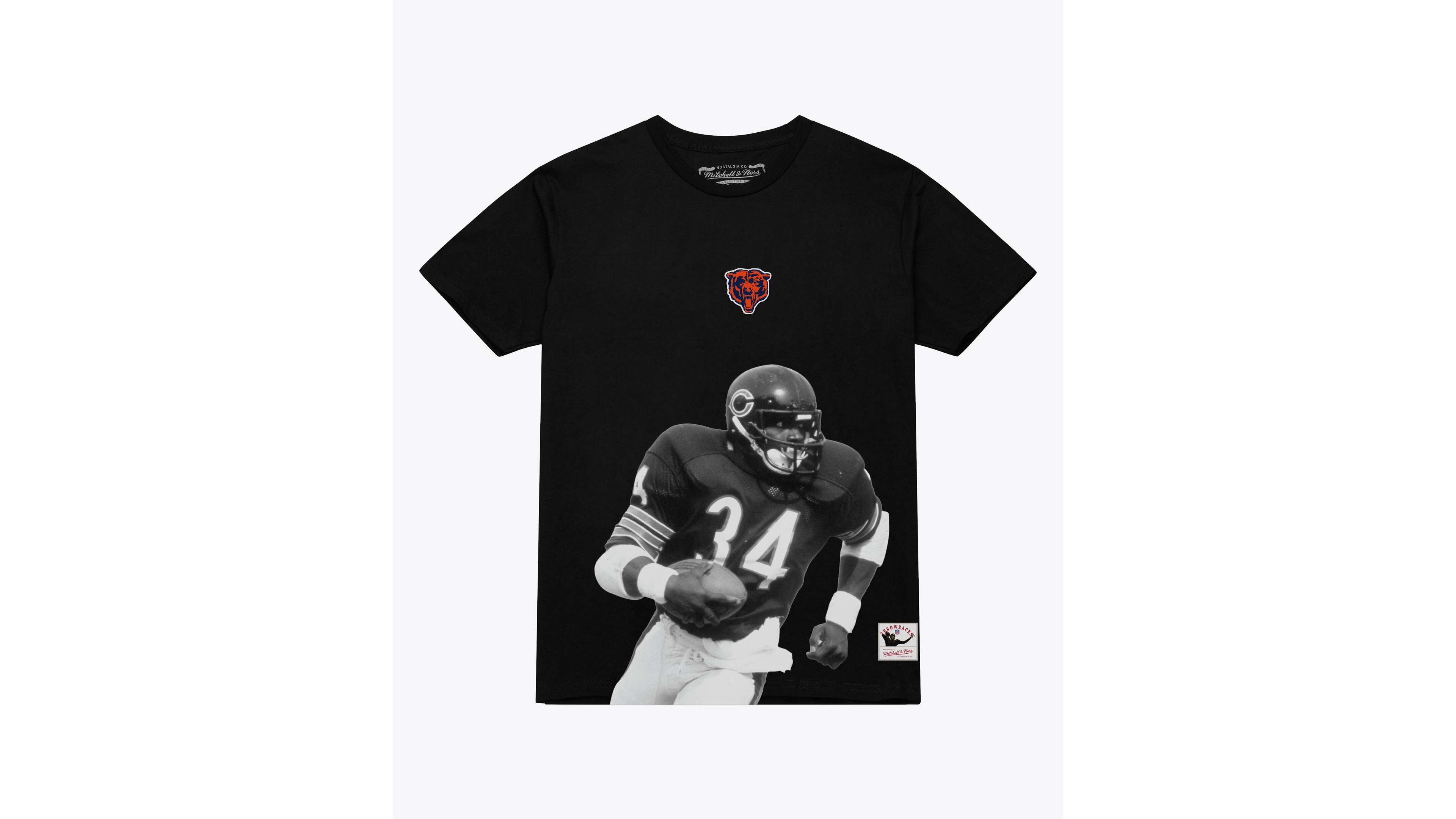 Mitchell & Ness Men's Chicago Bears Walter Payton Retired Solo Player T-Shirt