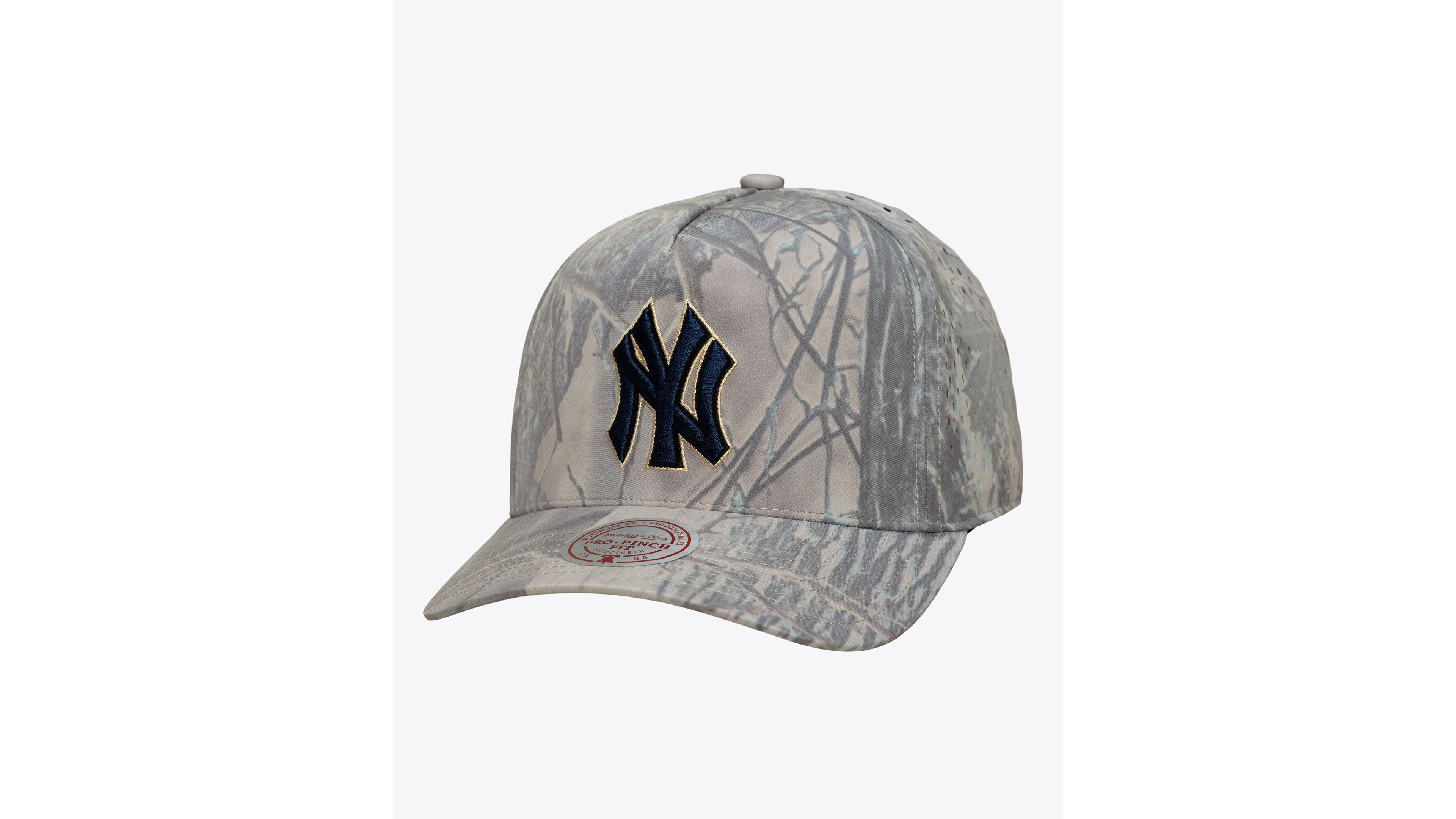 Mitchell & Ness New York Yankees Perfect Pro Pinch Camo Adjustable Baseball Cap