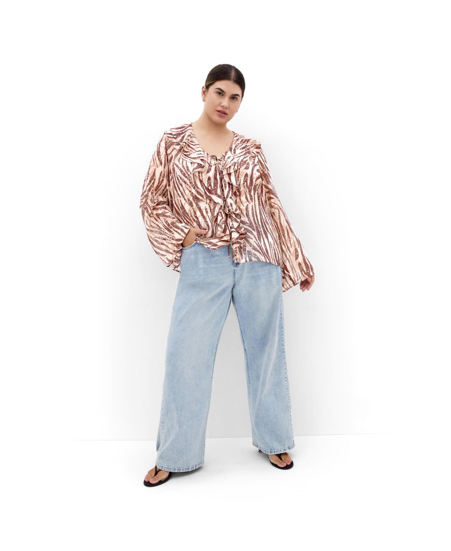 Women's Vivid Instinct Ruffle Print Top