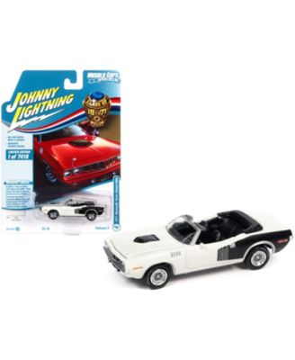 1/64 Muscle Cars USA Limited Edition Opening Hood Diecast Model Car