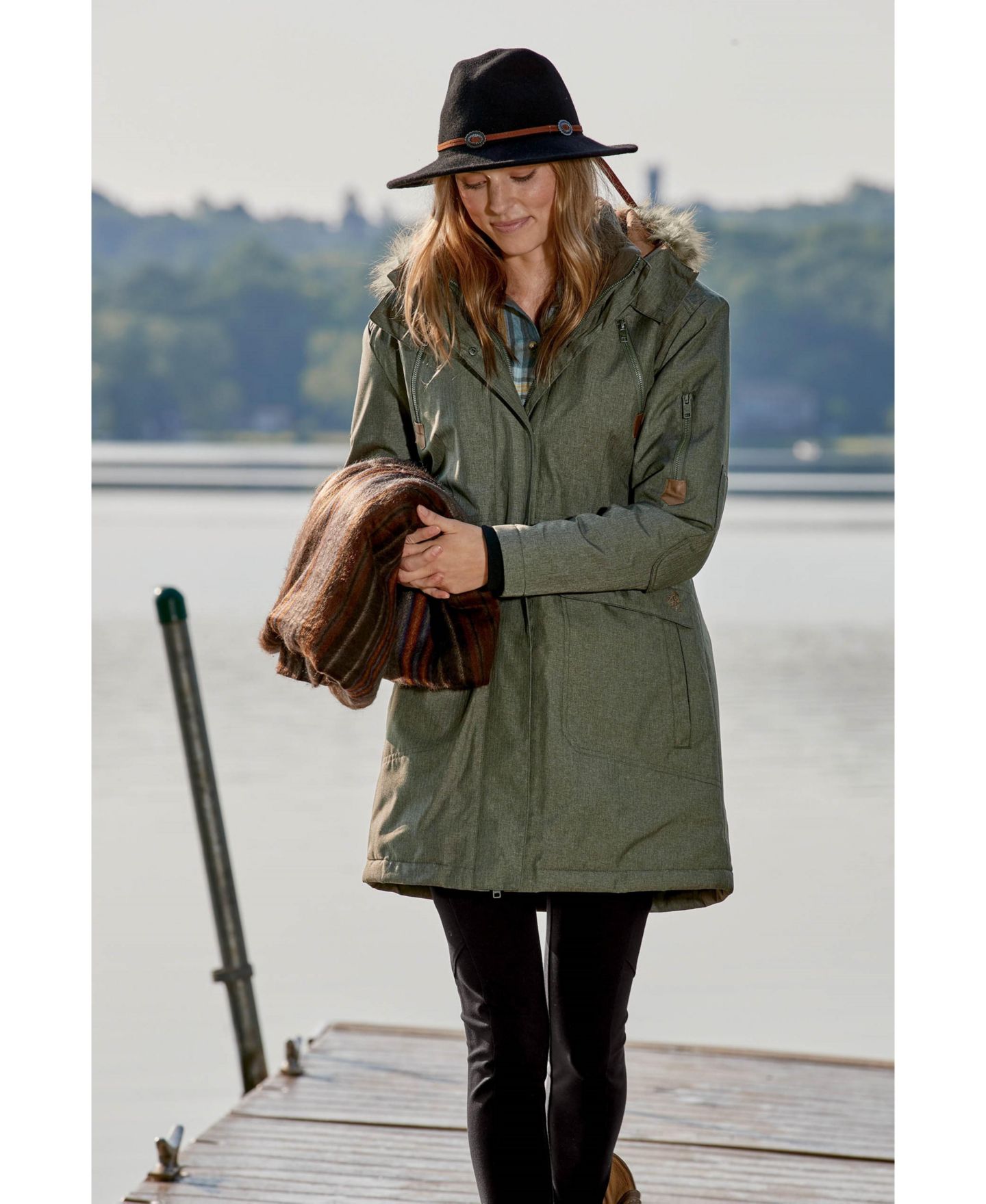Женская куртка Legendary Whitetails Water Resistant Hooded Insulated, цвет: Армейский — фото 9