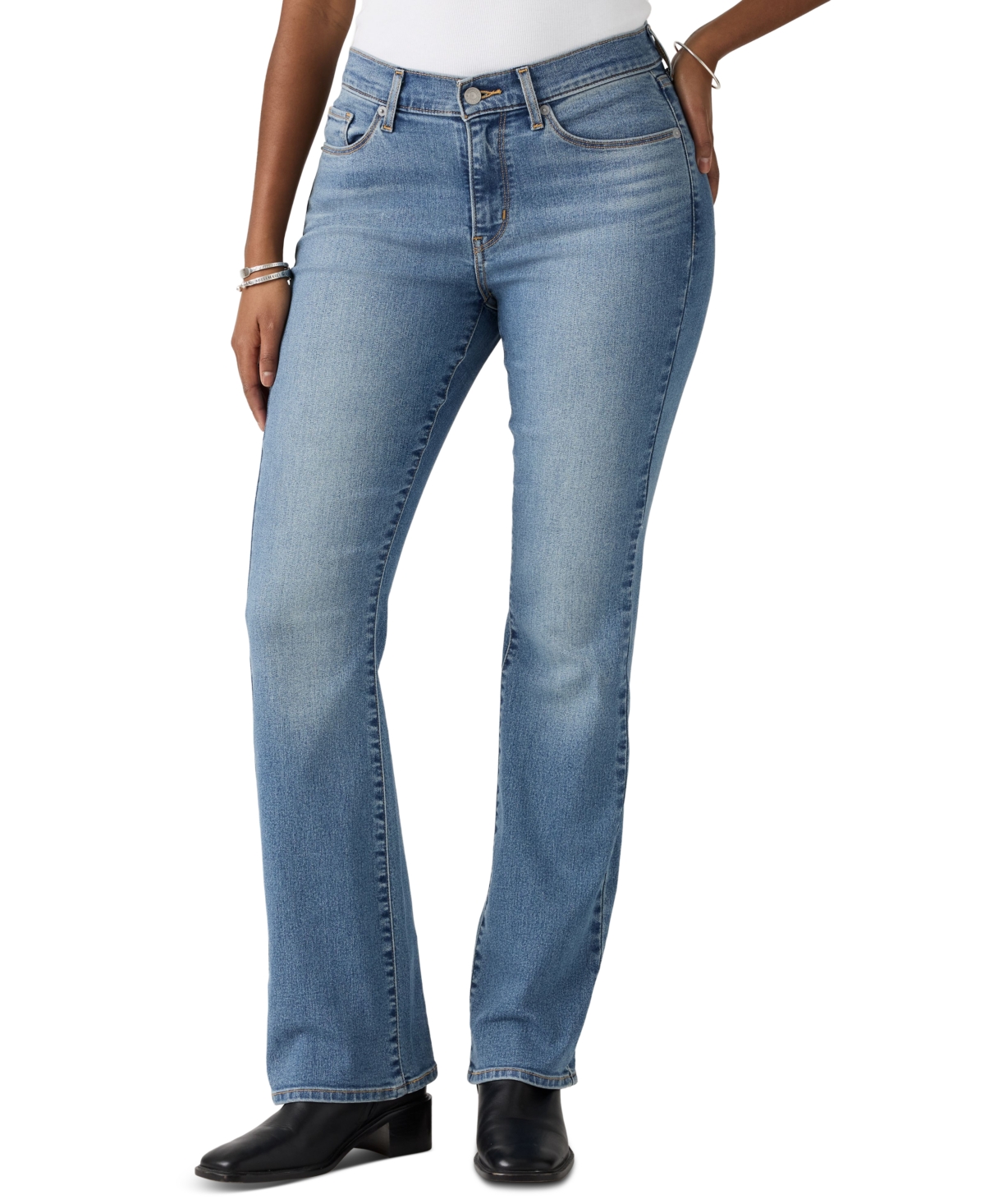 Levi's Women's Casual Classic Mid Rise Bootcut Jeans